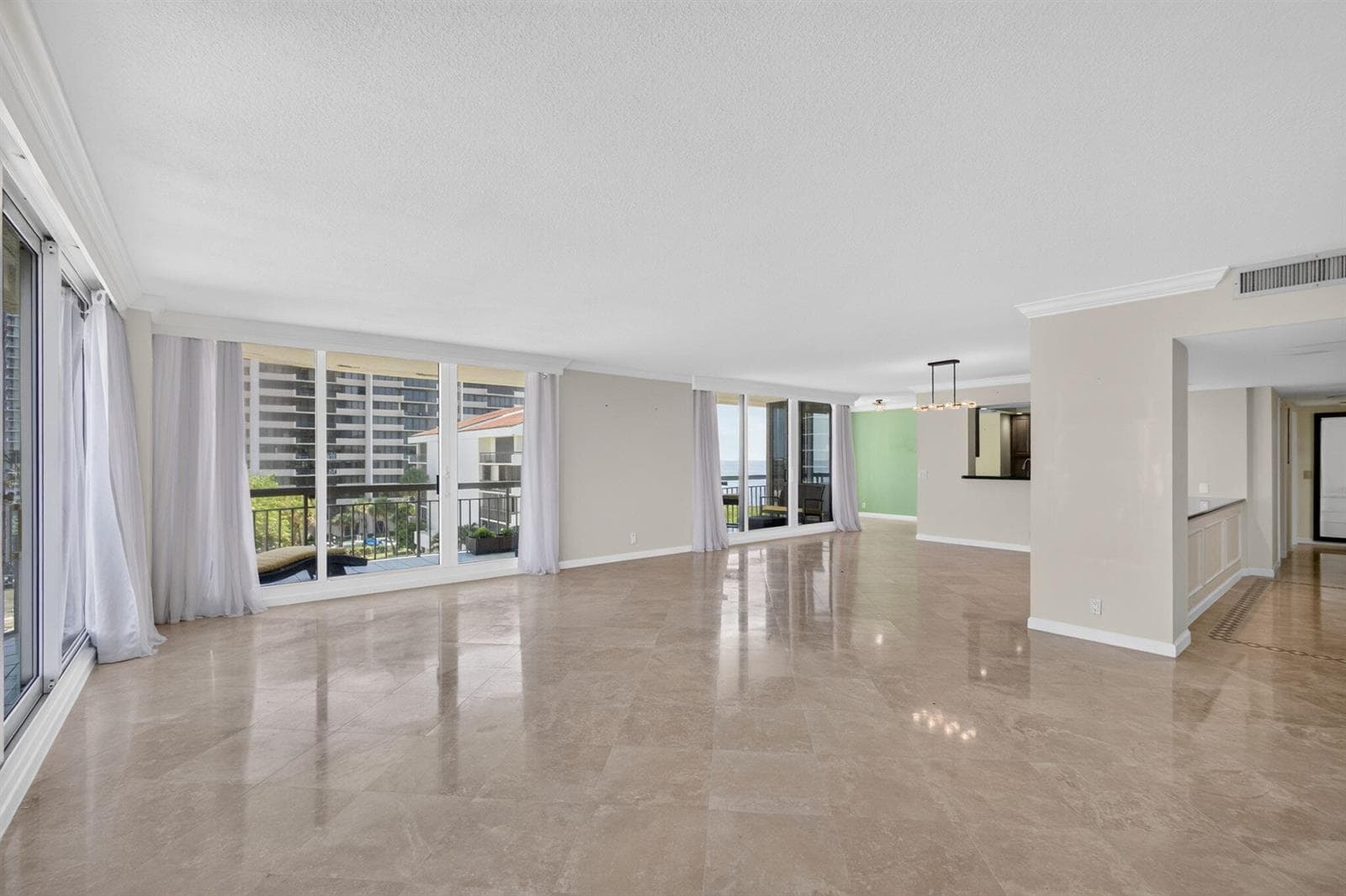 4000 N Ocean Drive 403 photo 11