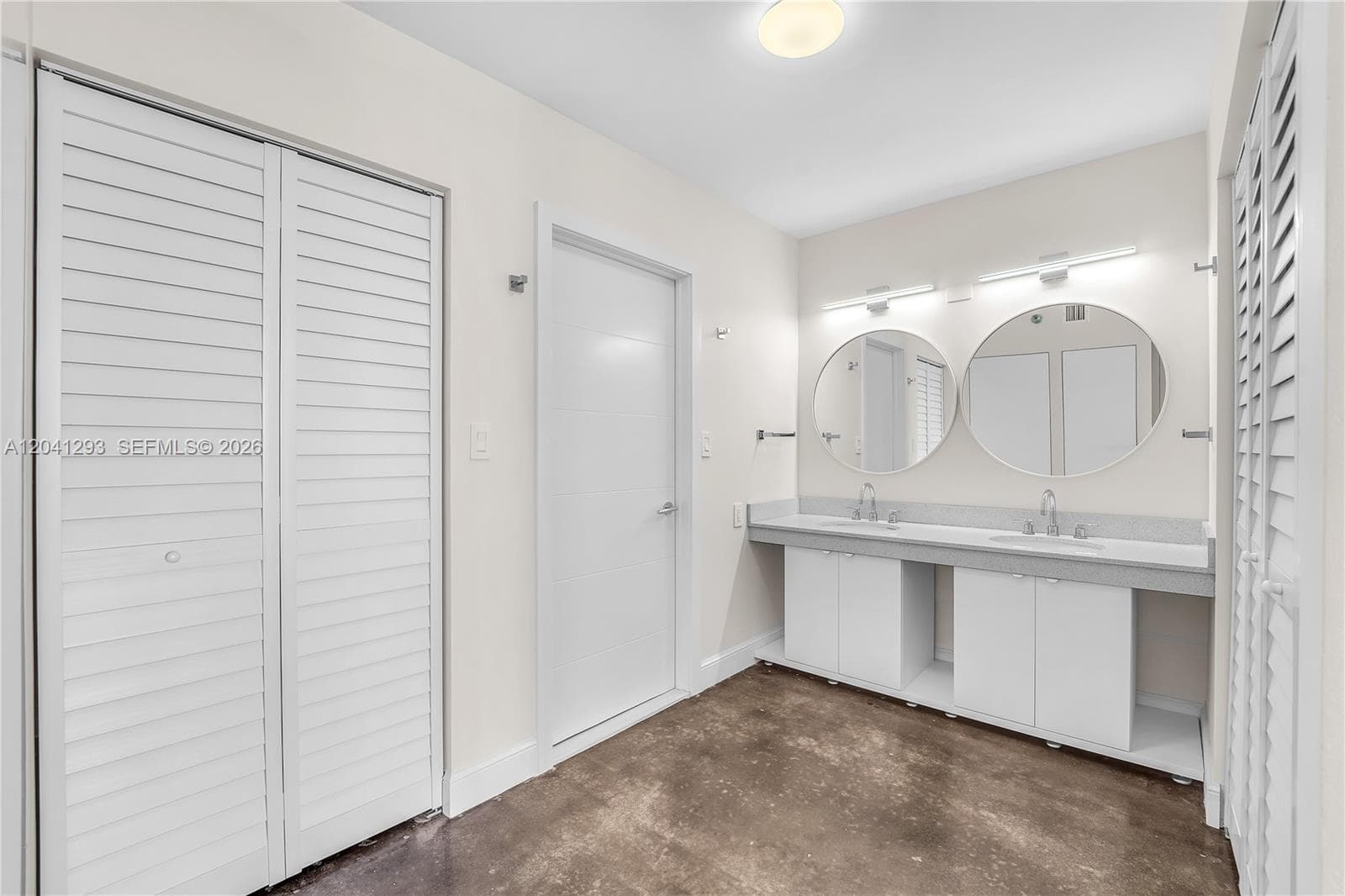 20515 E Country Club Dr 1245 photo 24