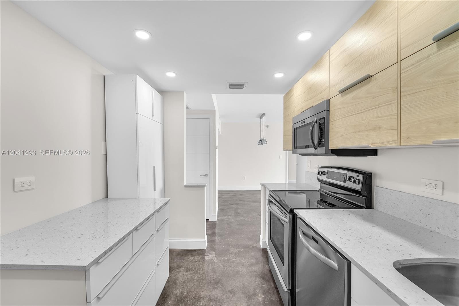 20515 E Country Club Dr 1245 photo 8