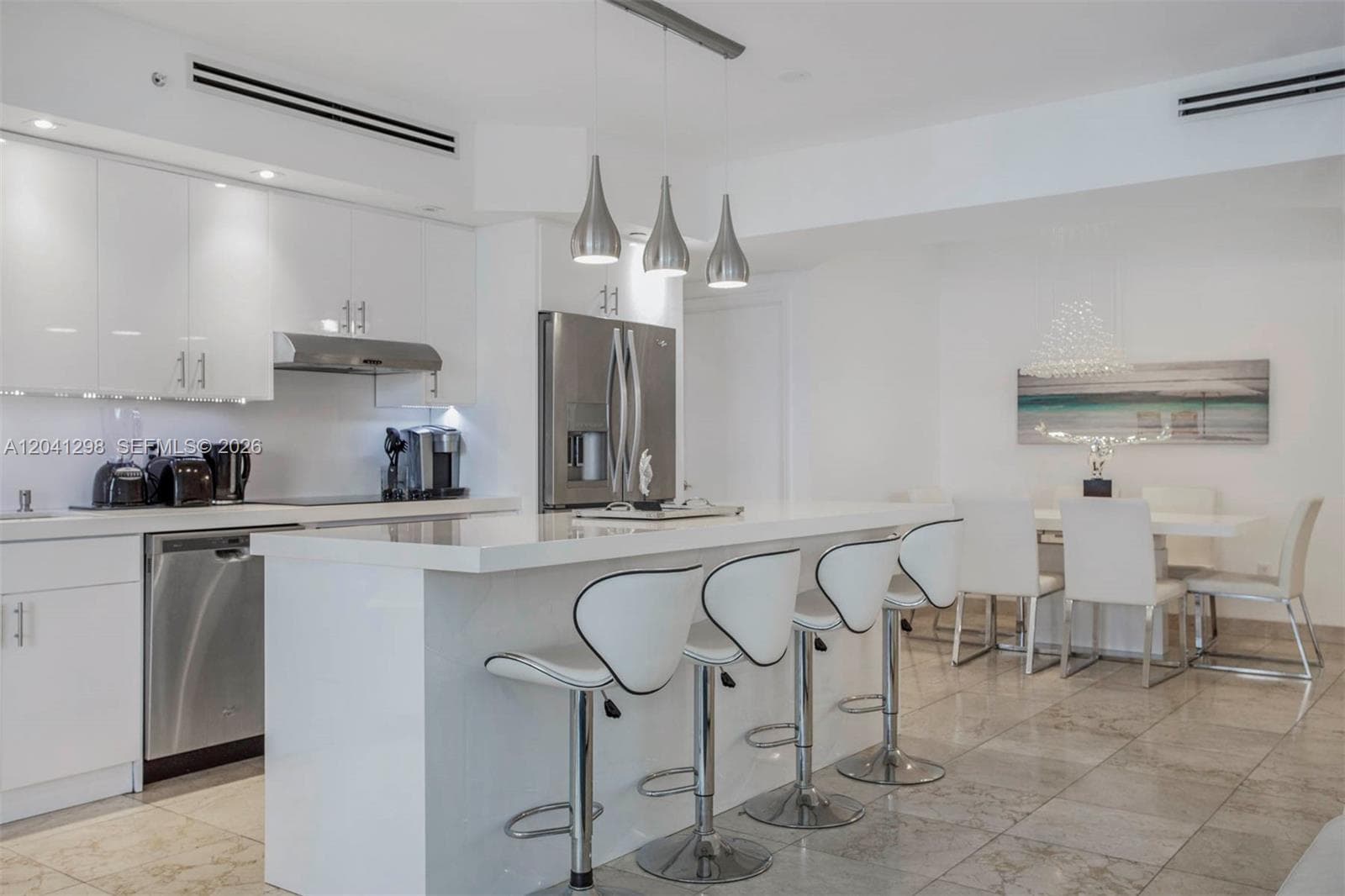 4775 Collins Ave 2508 photo 1