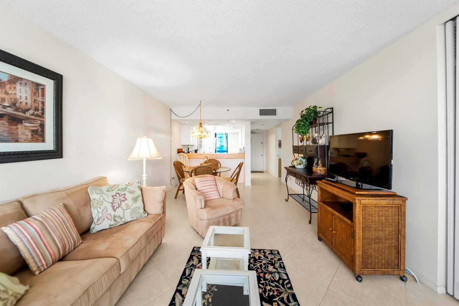 2687 N Ocean Boulevard 303 photo 2