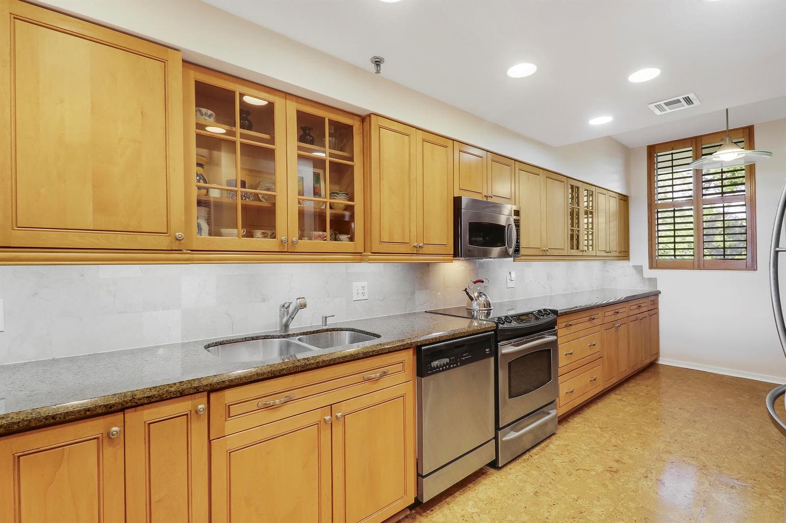 11370 Twelve Oaks Way 416 photo 10