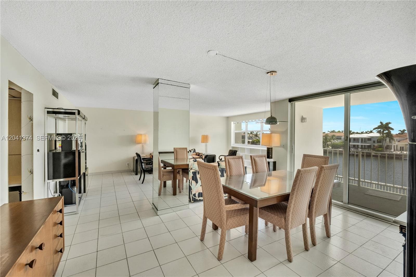 1410 S Ocean Dr 304 photo 7