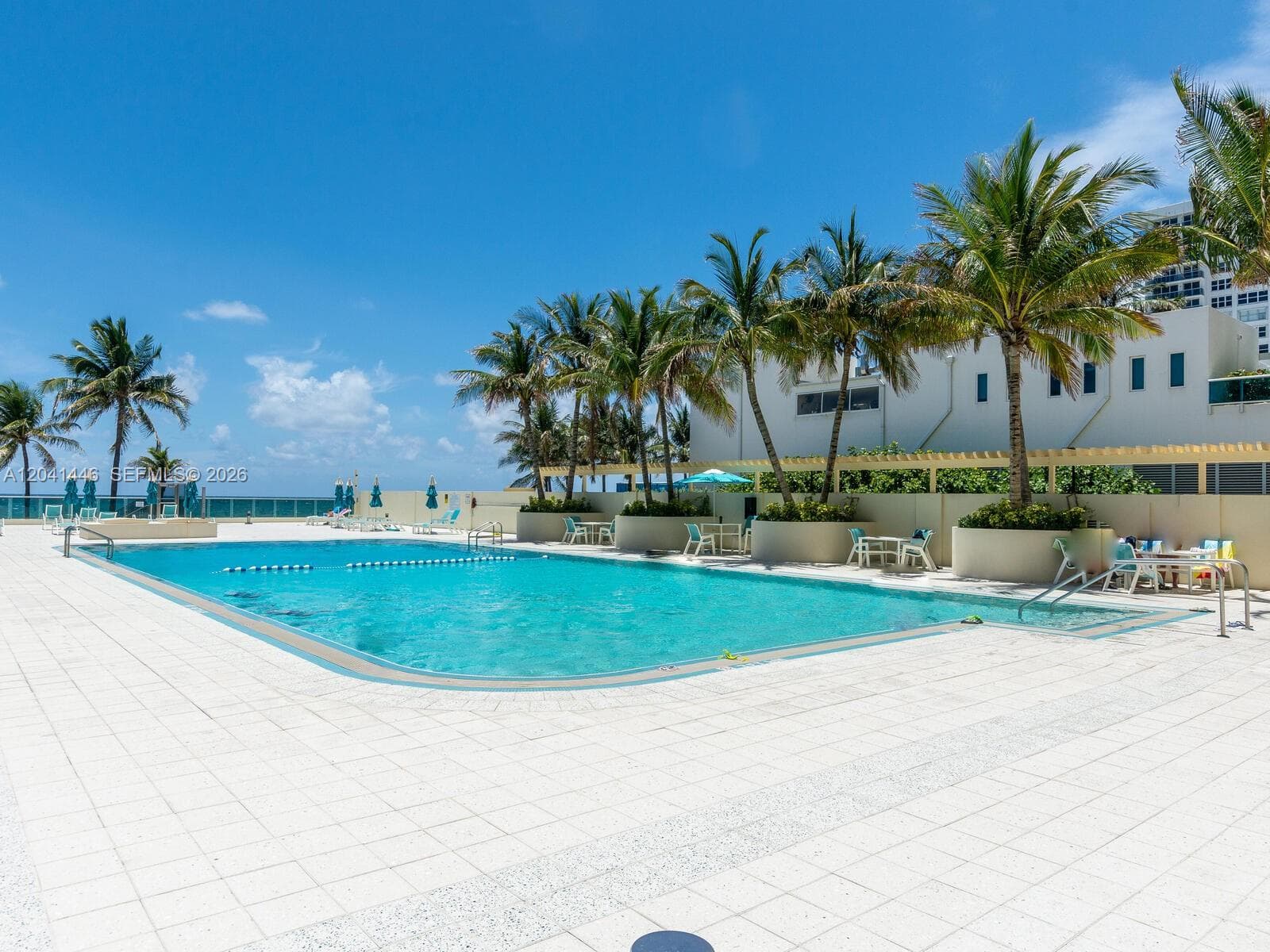 2501 S Ocean Dr 327 photo 4