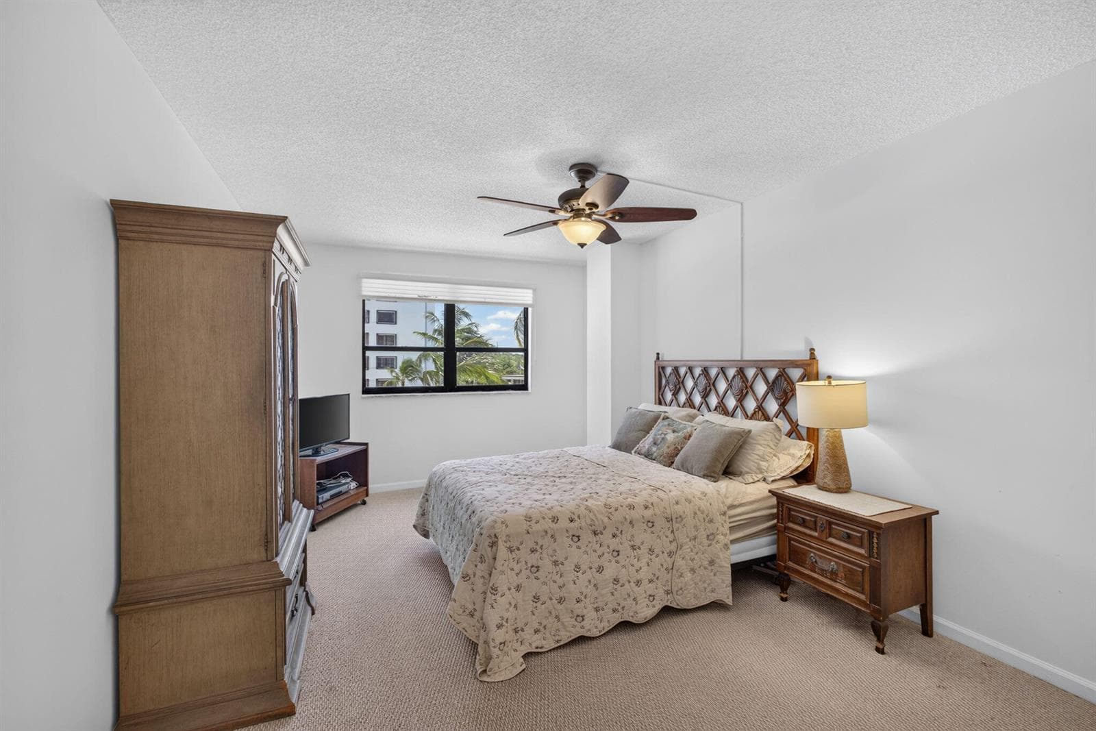 1208 Marine Way 205 photo 20