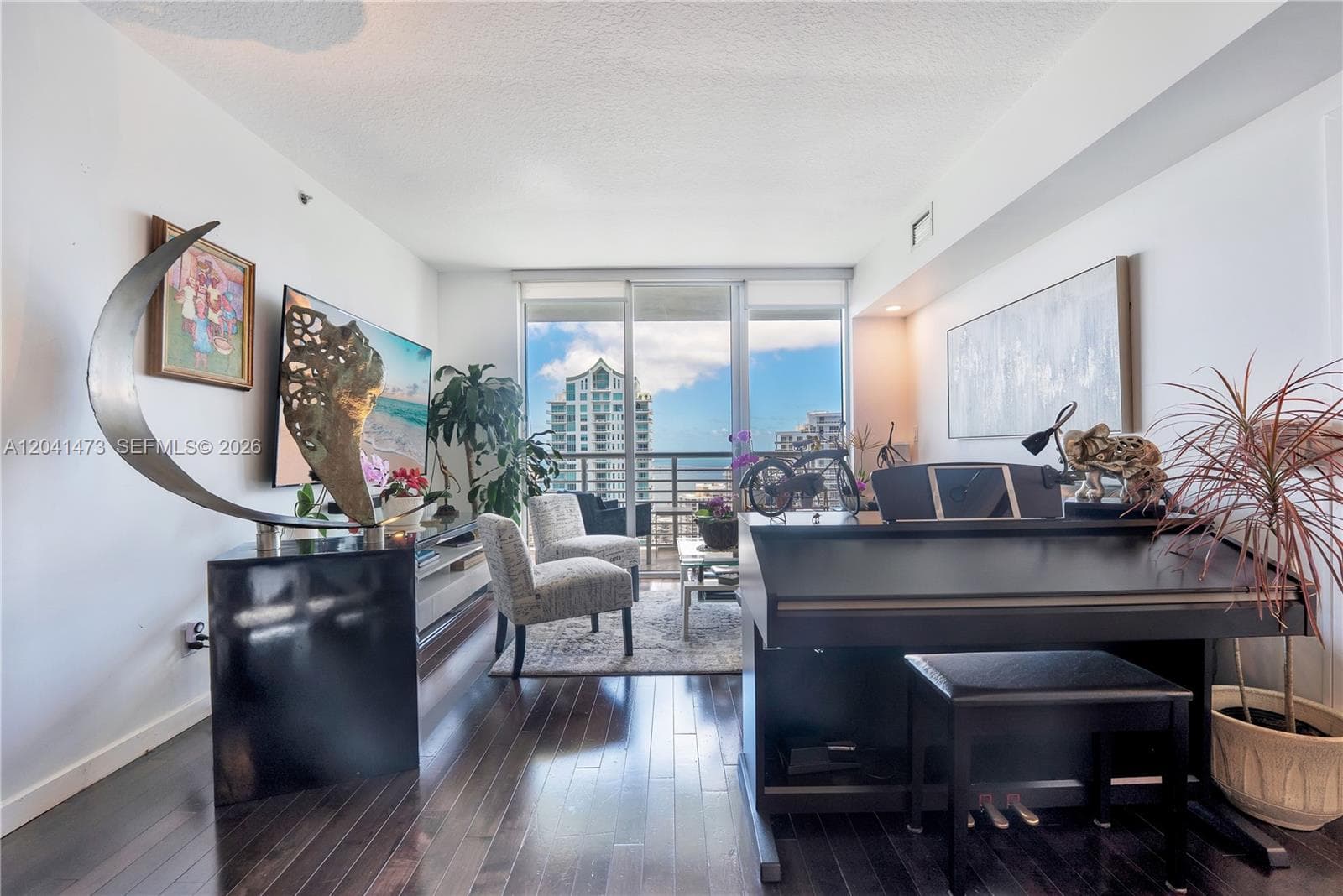 325 S Biscayne Blvd 3921 photo 8