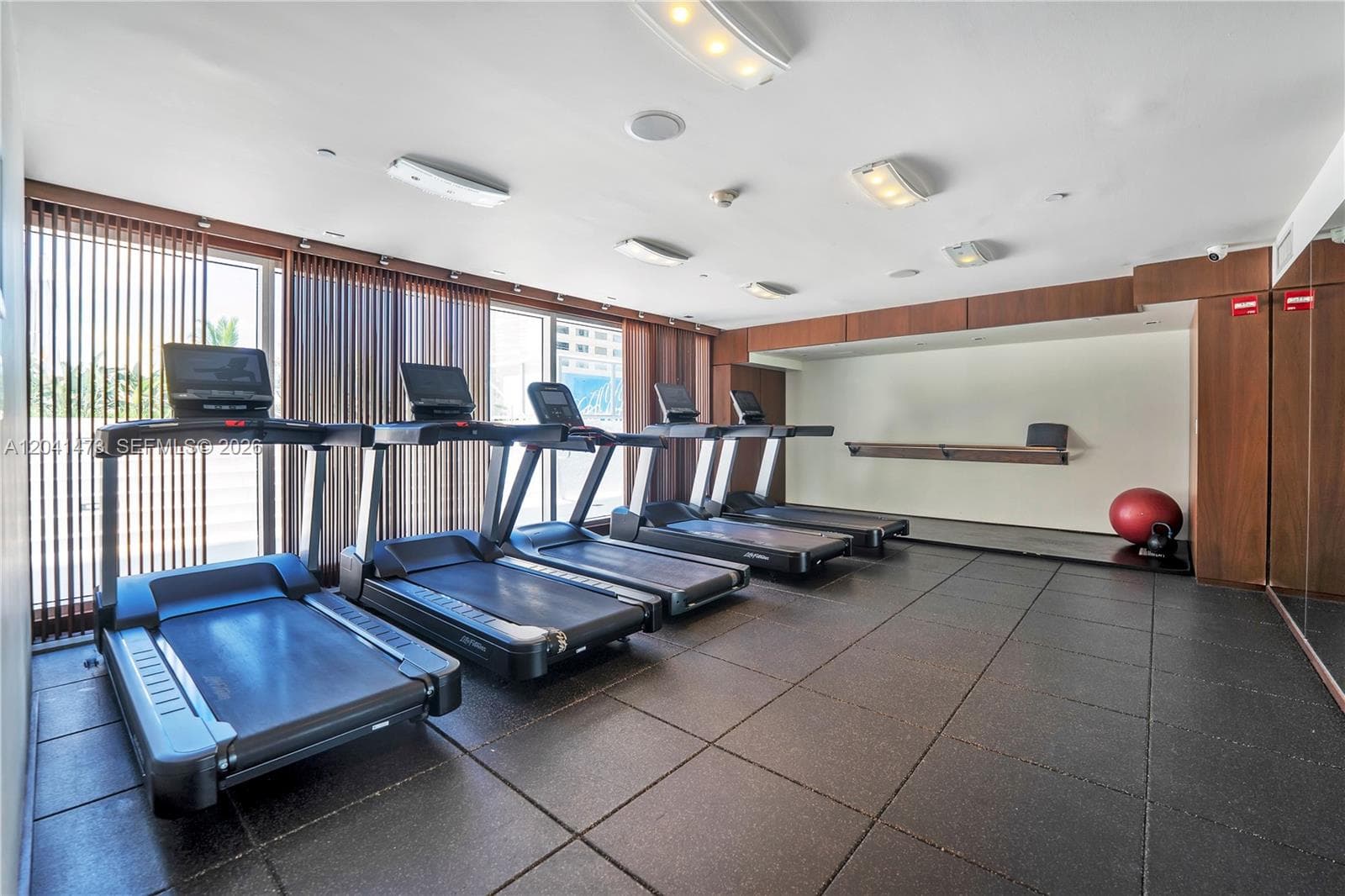 325 S Biscayne Blvd 3921 photo 25