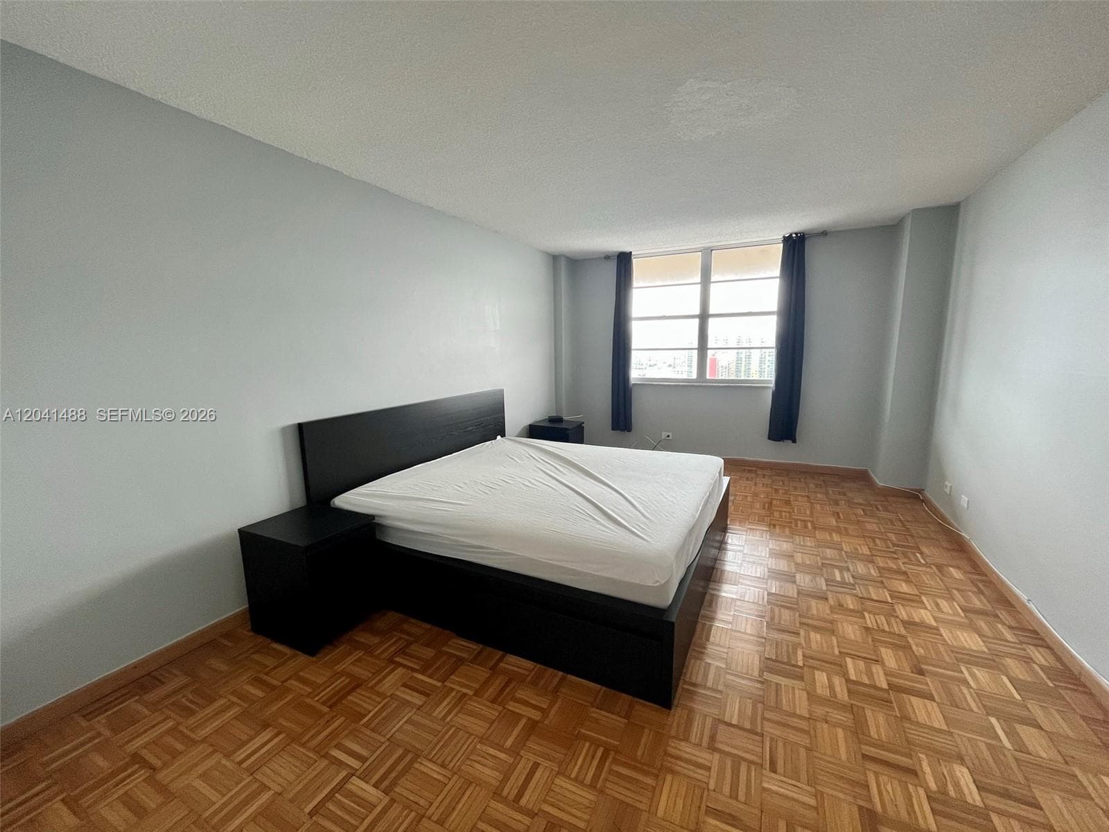 250 174th St 2301 photo 11