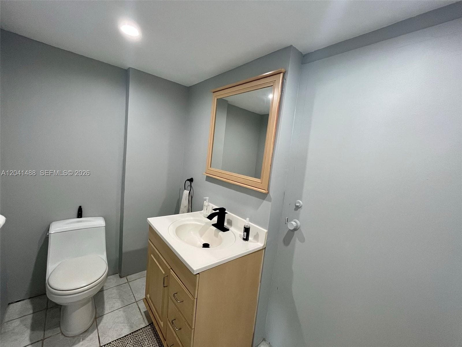 250 174th St 2301 photo 8