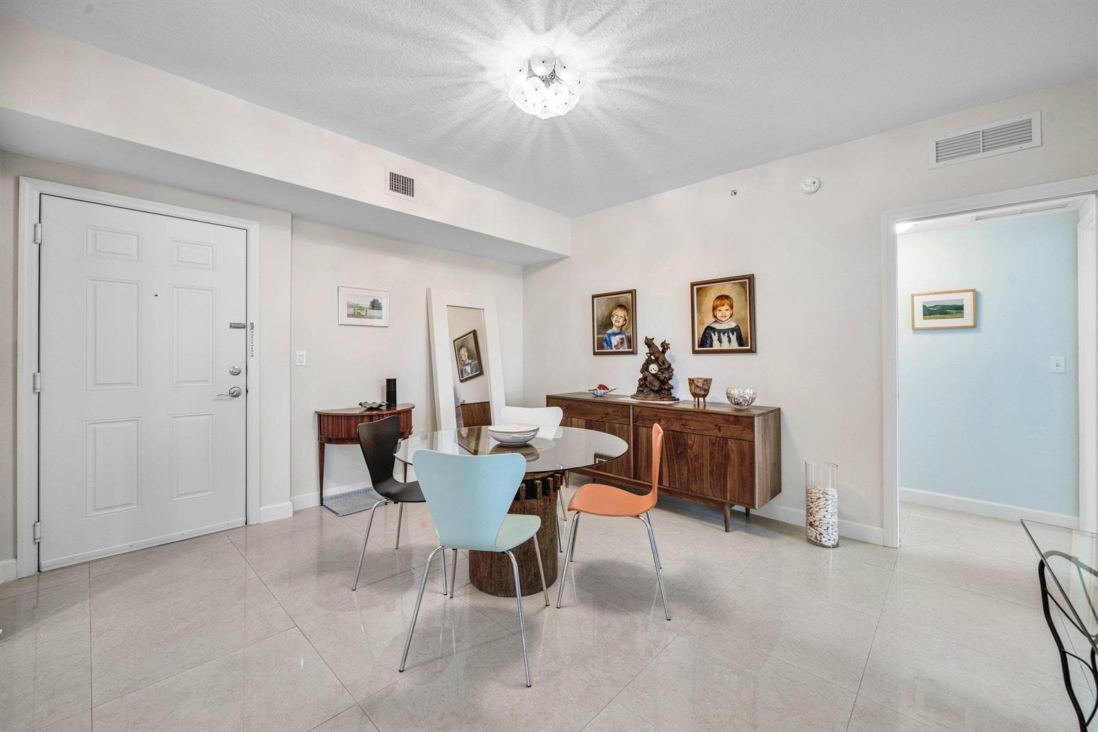 625 Casa Loma Boulevard 1408 photo 6