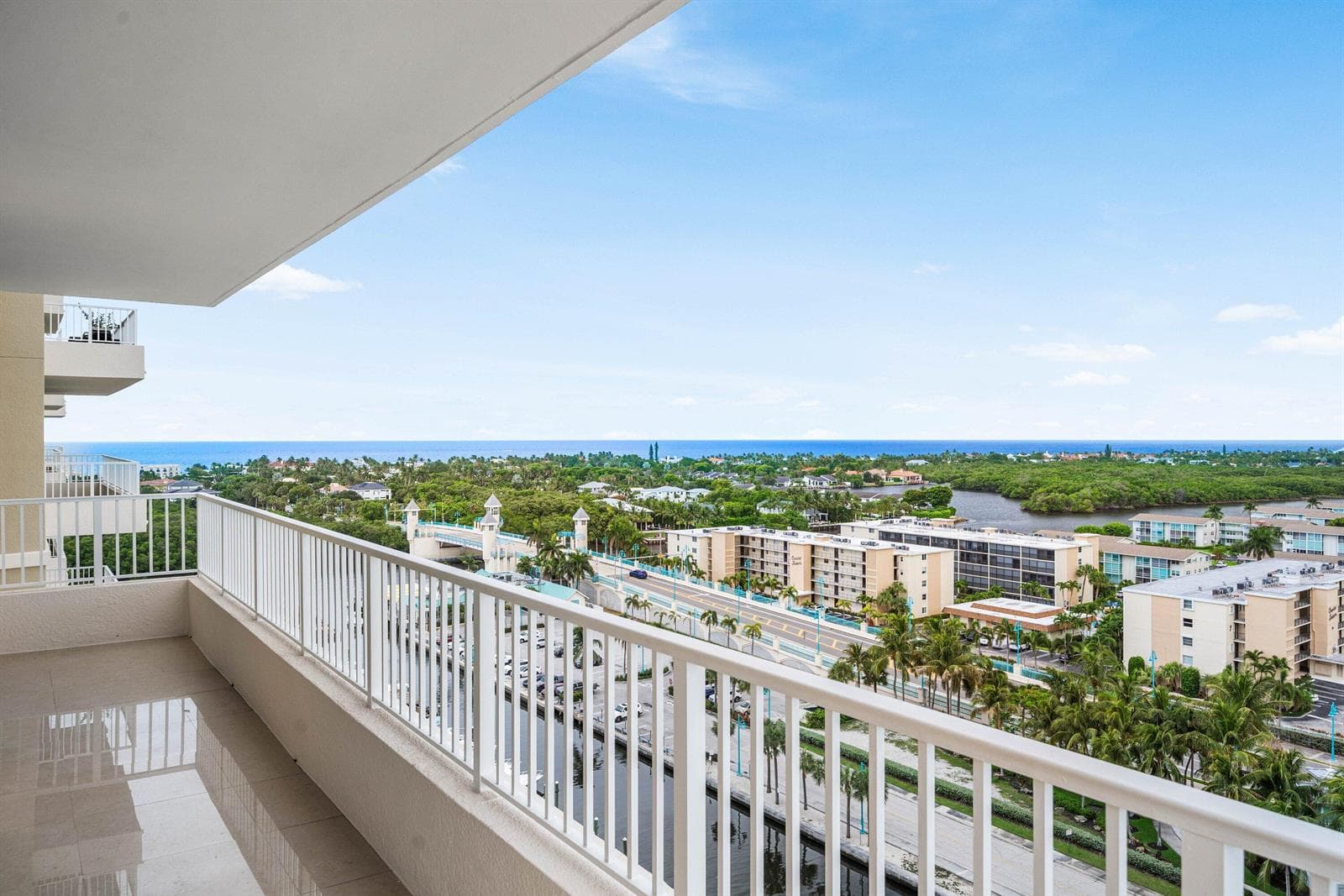 625 Casa Loma Boulevard 1408 photo 15
