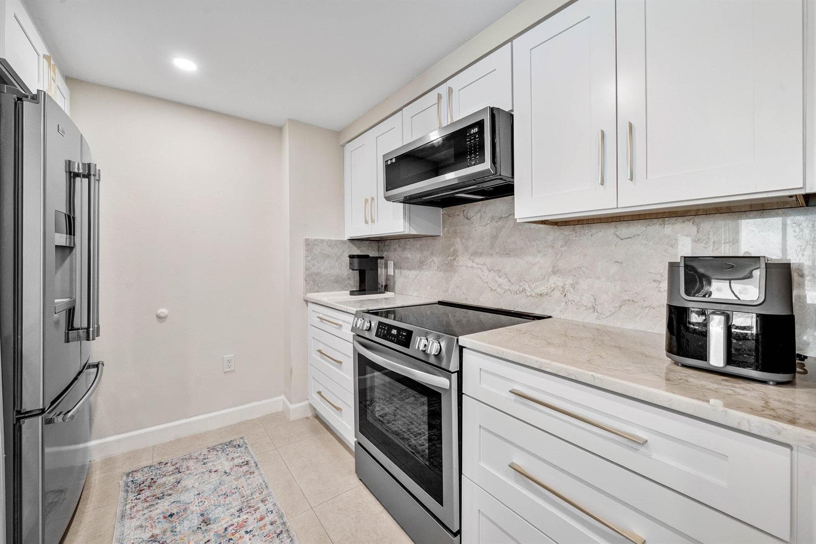 625 Casa Loma Boulevard 1408 photo 8
