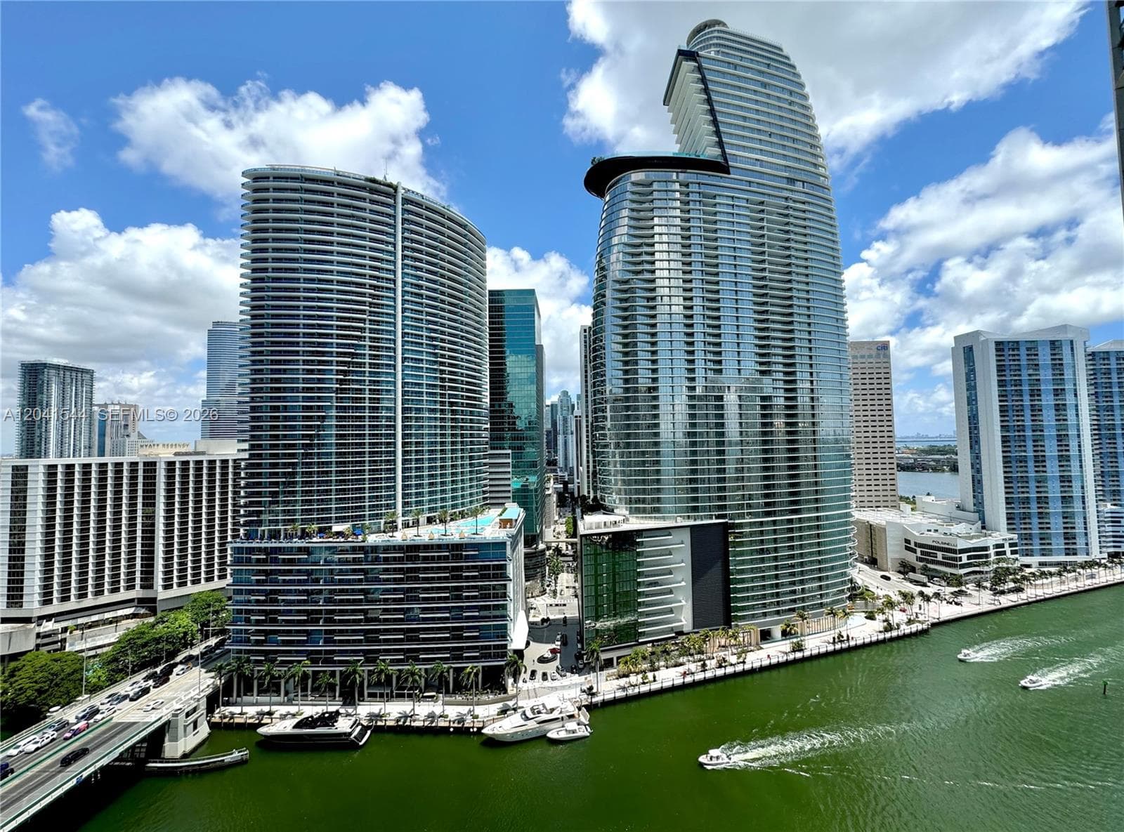 475 Brickell Ave 2512 photo 2