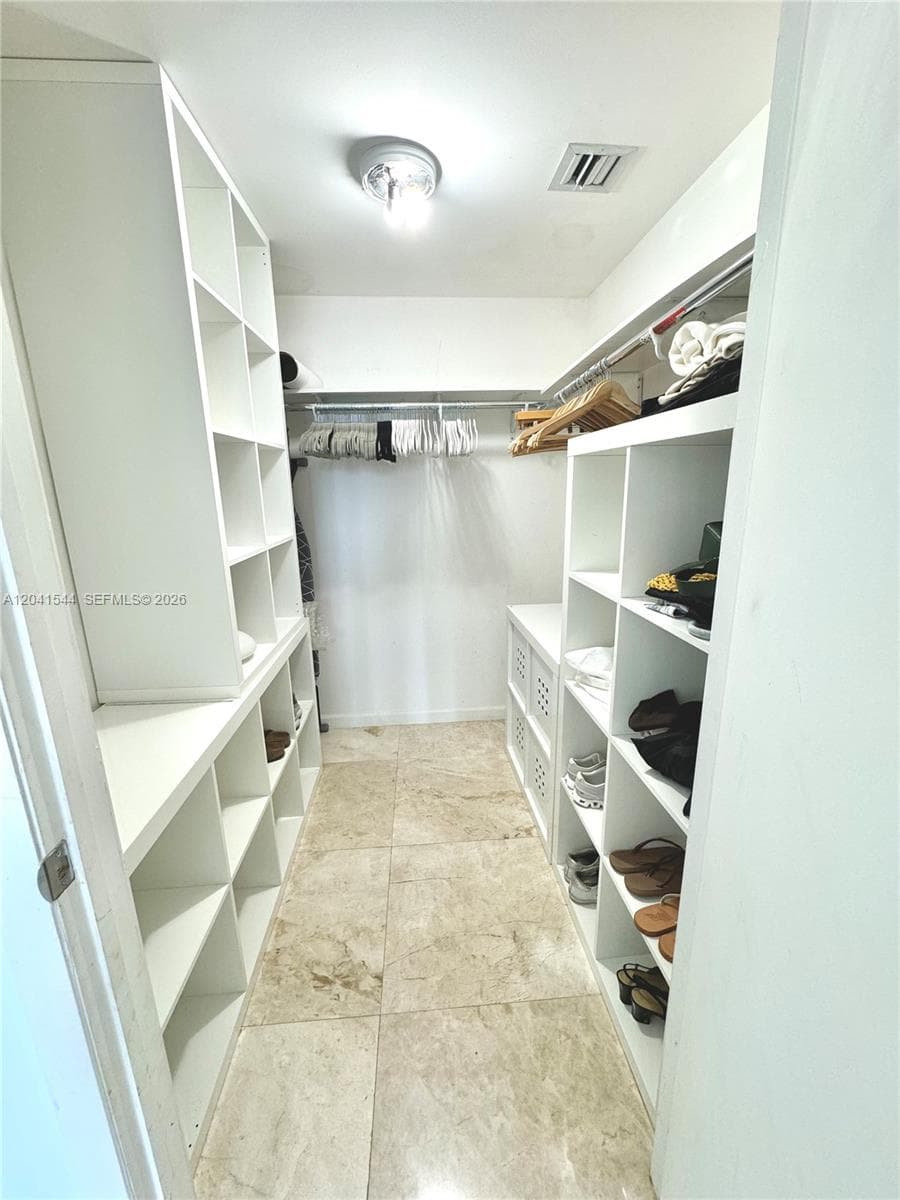 475 Brickell Ave 2512 photo 14
