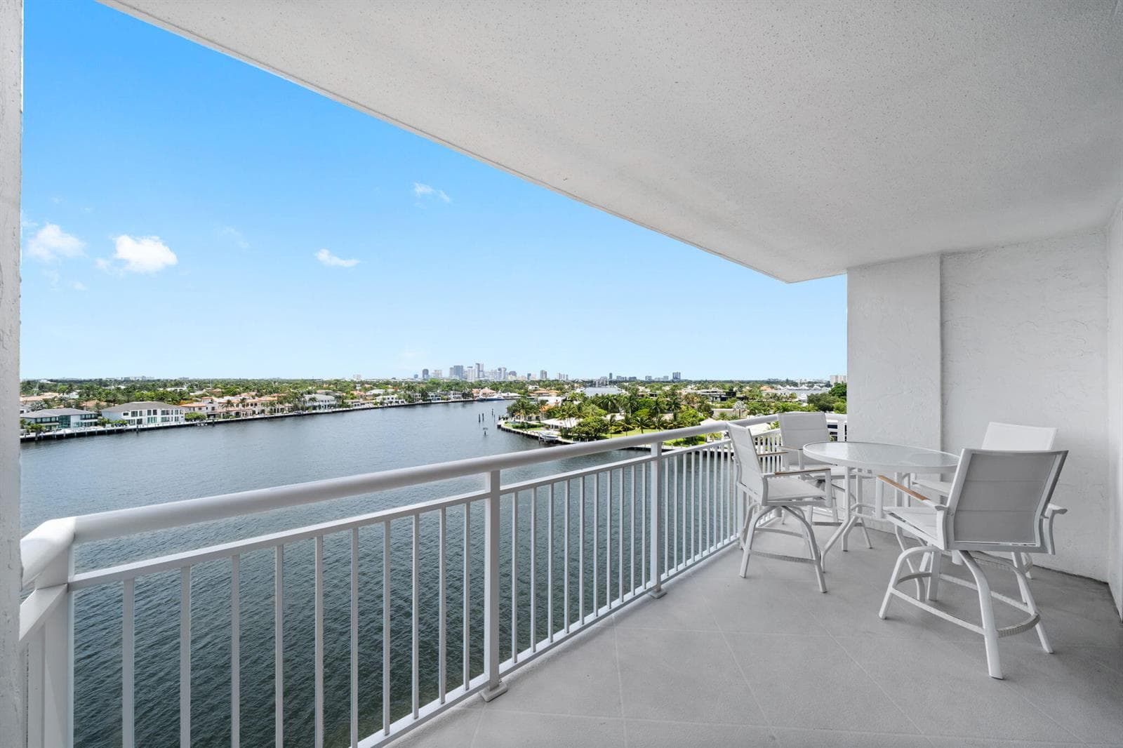 511 Bayshore Drive 910 photo 15