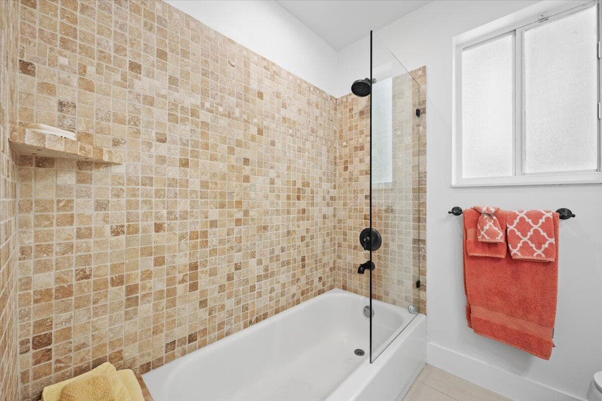 5534 Ainsley Court photo 12