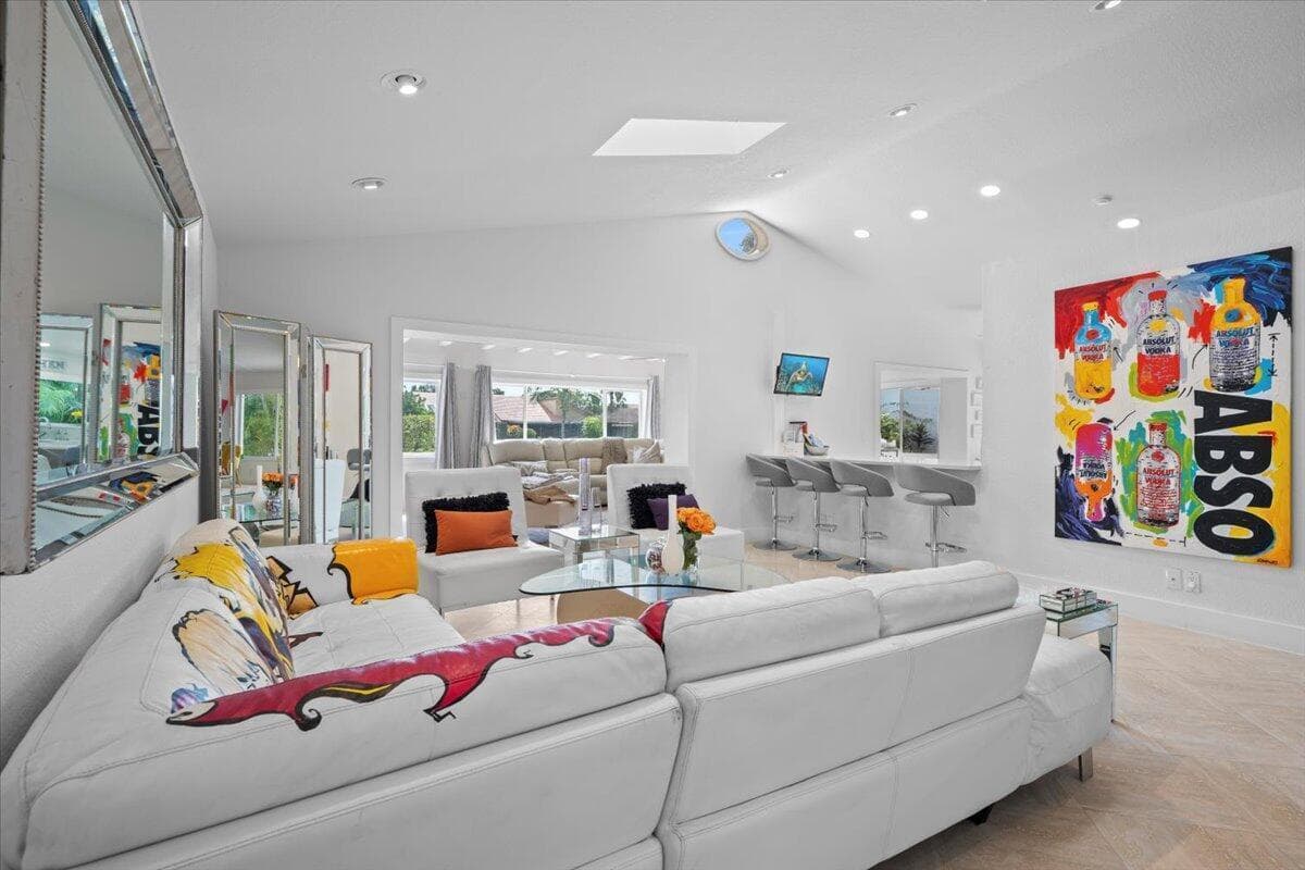 5534 Ainsley Court photo 3
