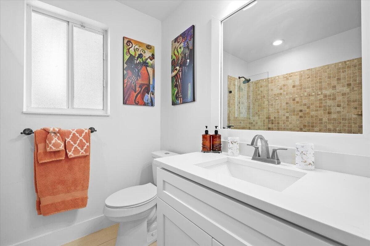 5534 Ainsley Court photo 14