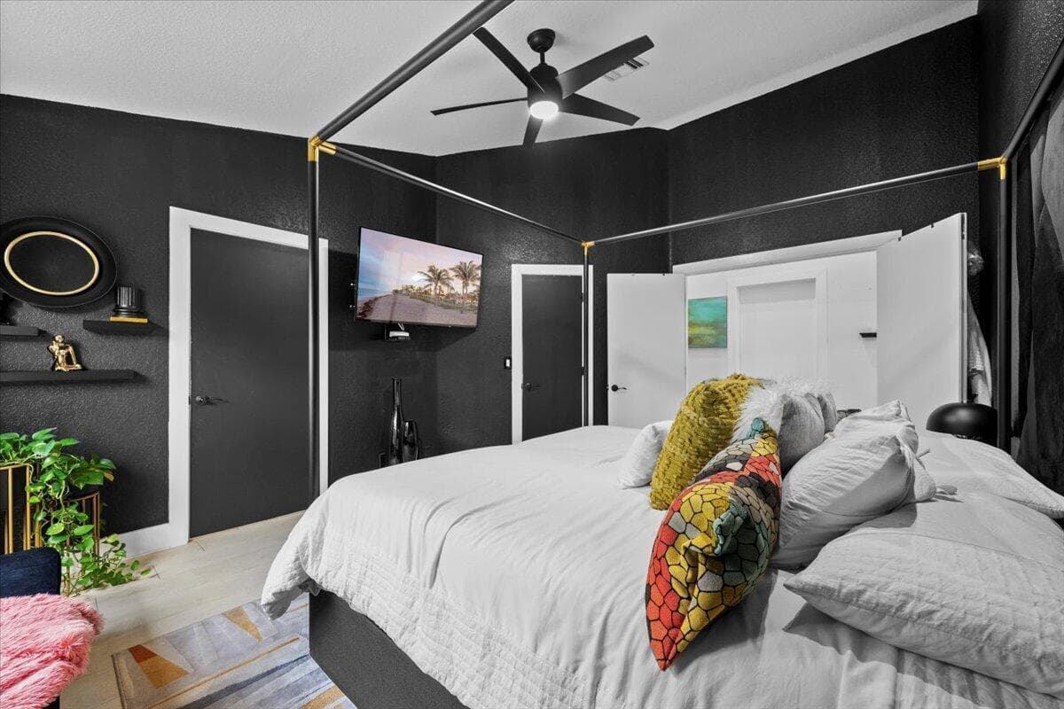 5534 Ainsley Court photo 11