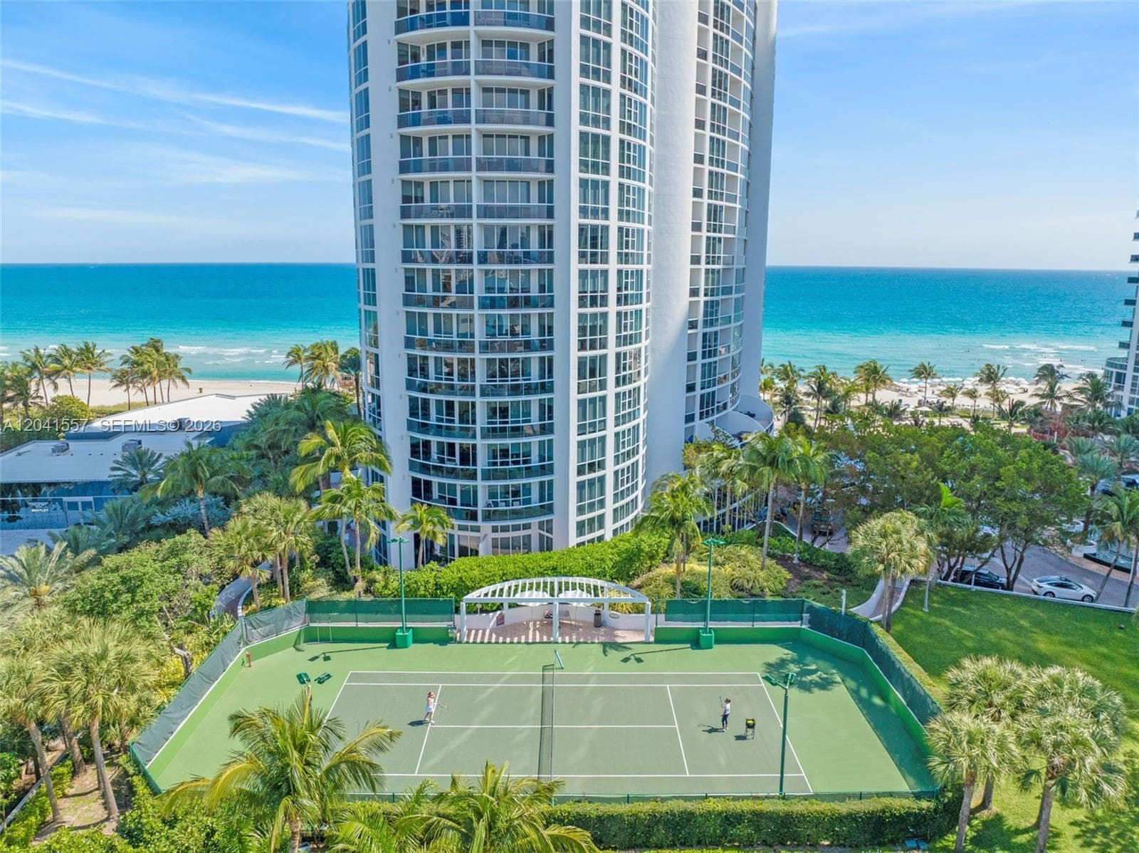 18201 Collins Ave 2008 photo 8
