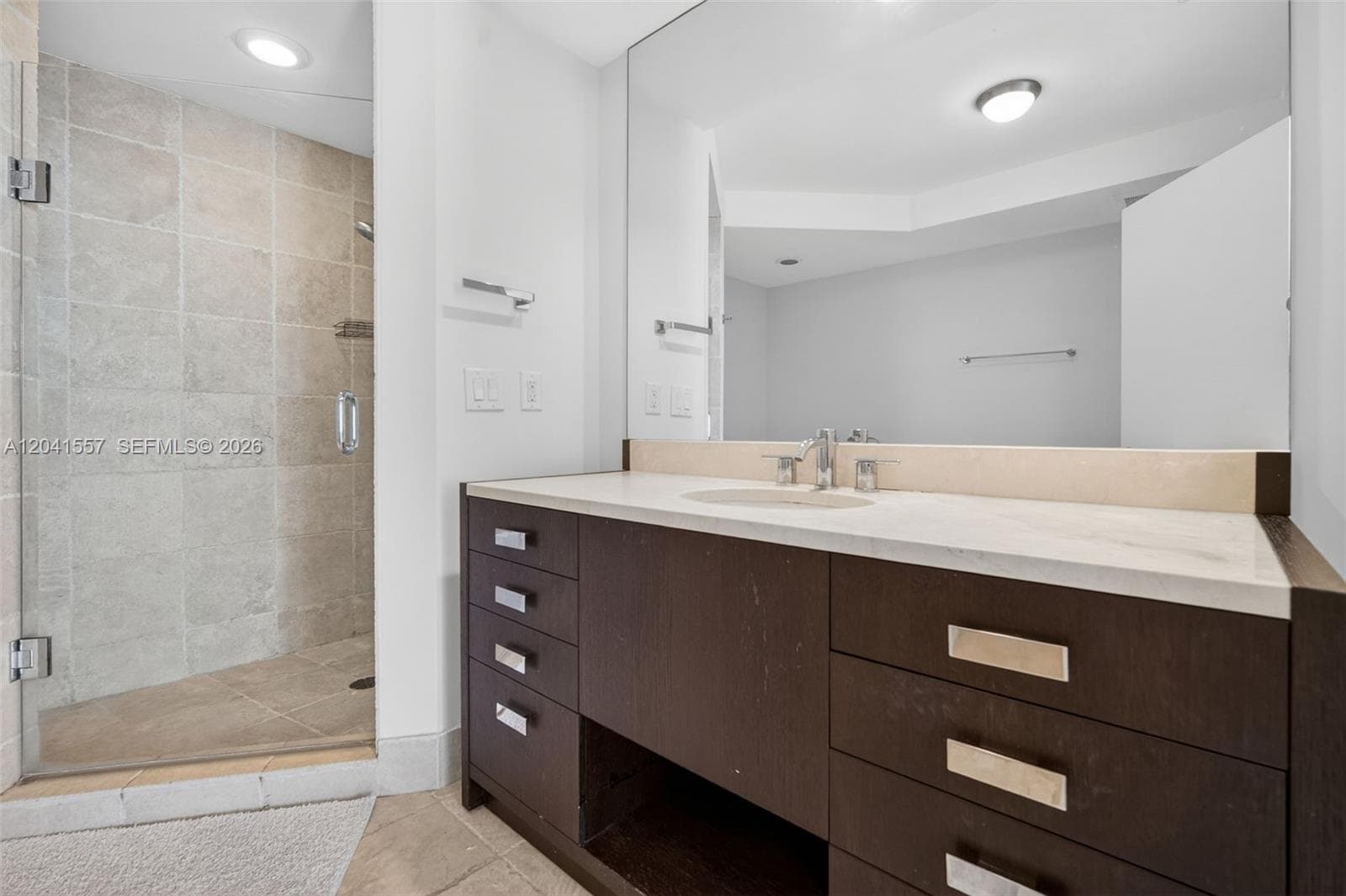 18201 Collins Ave 2008 photo 21