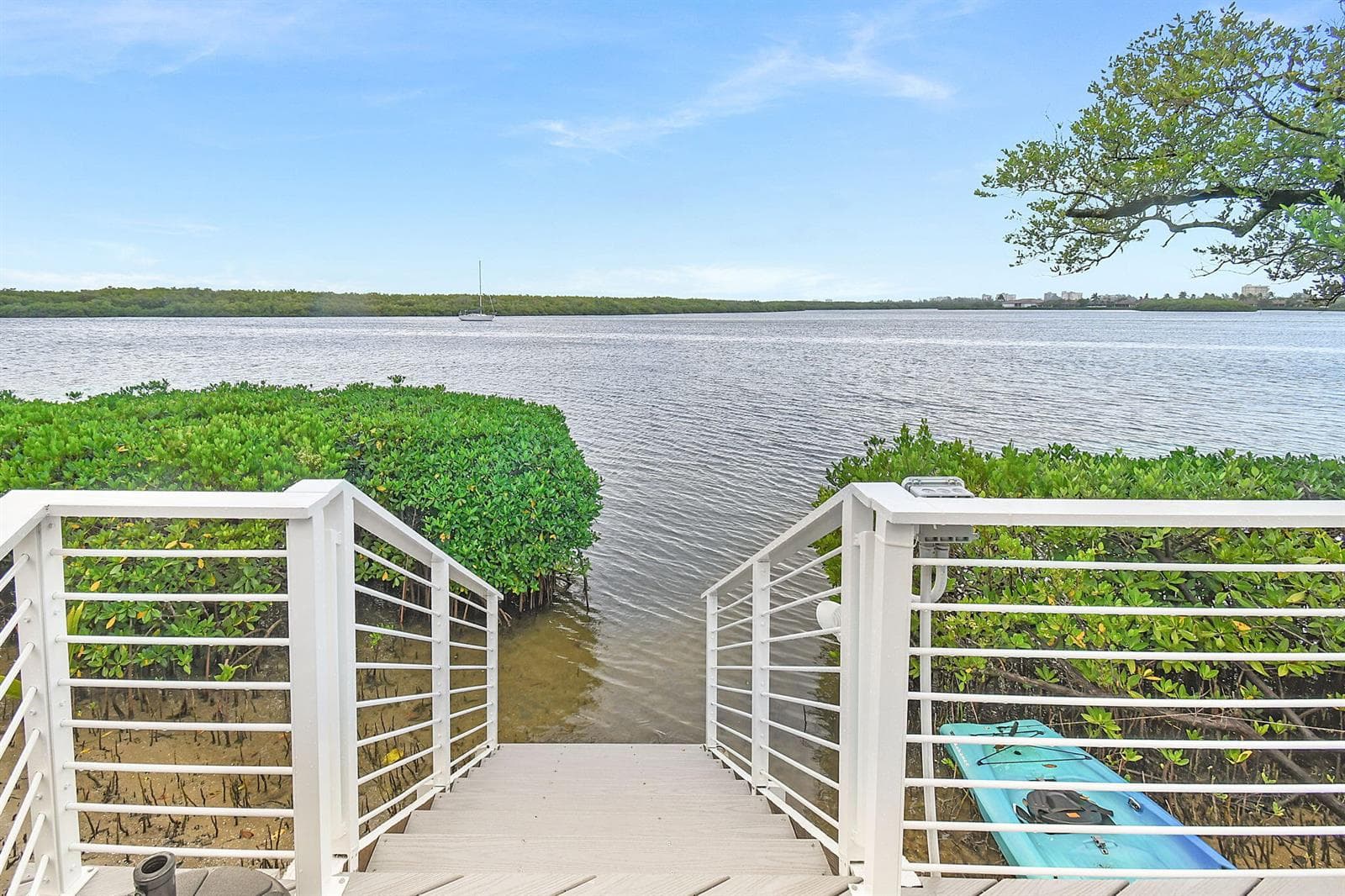 2408 Harbour Cove Drive photo 14