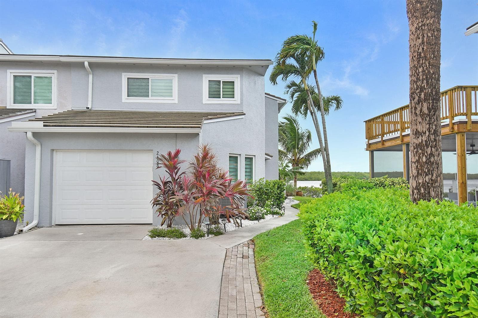 2408 Harbour Cove Drive photo 8
