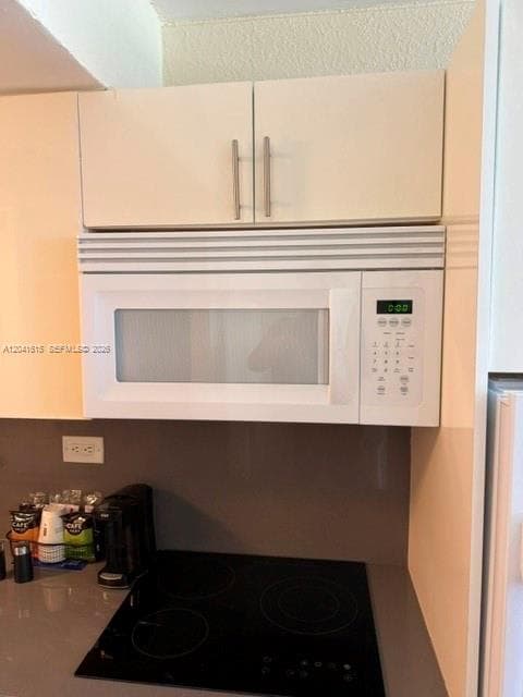 19201 Collins Ave 348 photo 5