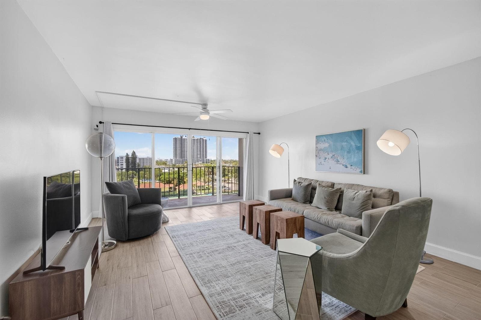 801 Lake Shore Drive 716 photo 7