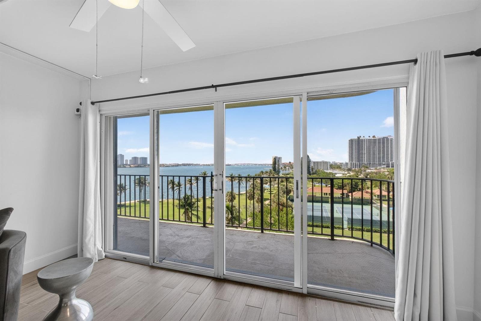 801 Lake Shore Drive 716 photo 8