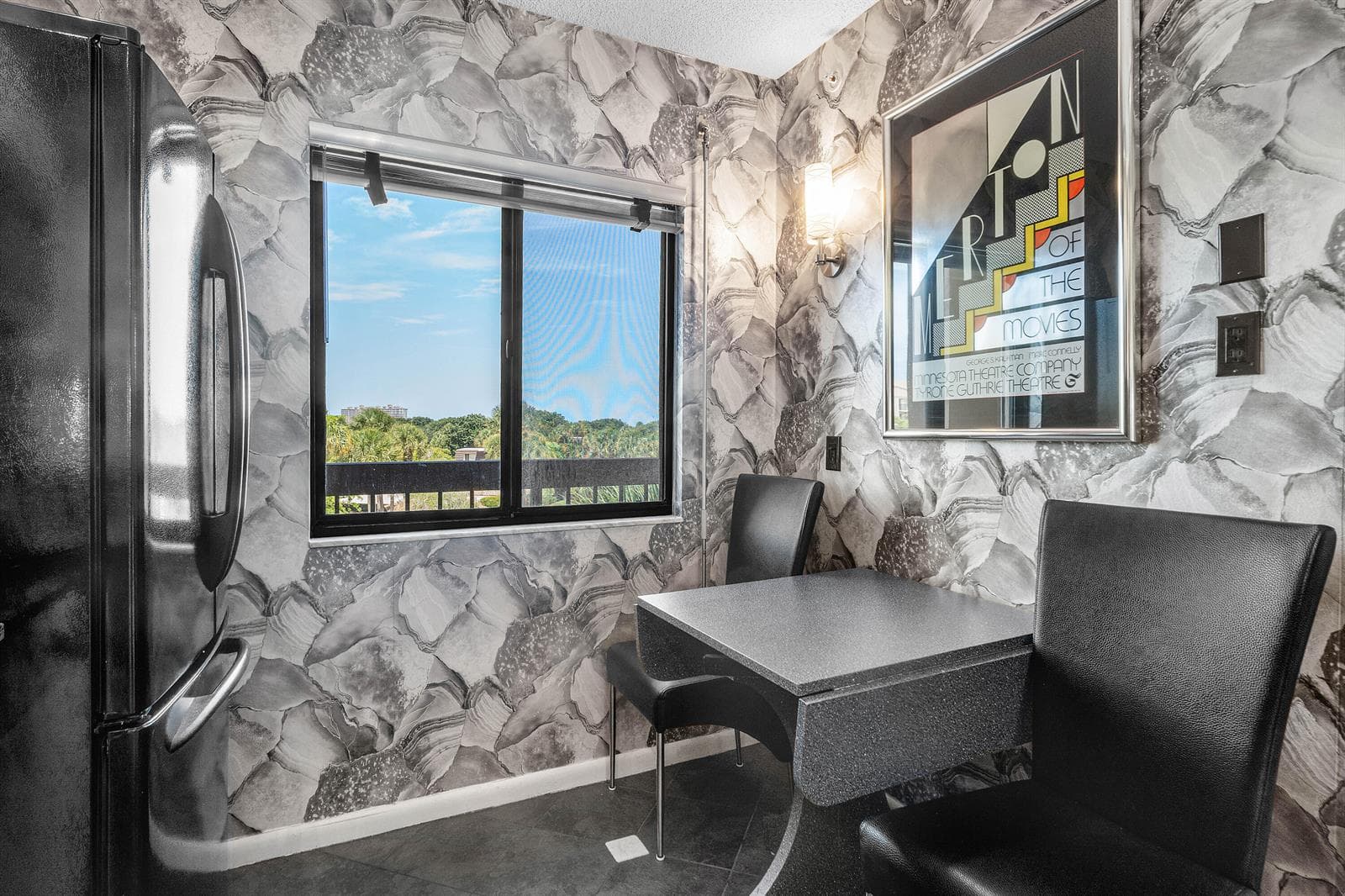1301 Seafarer Circle 403 photo 11