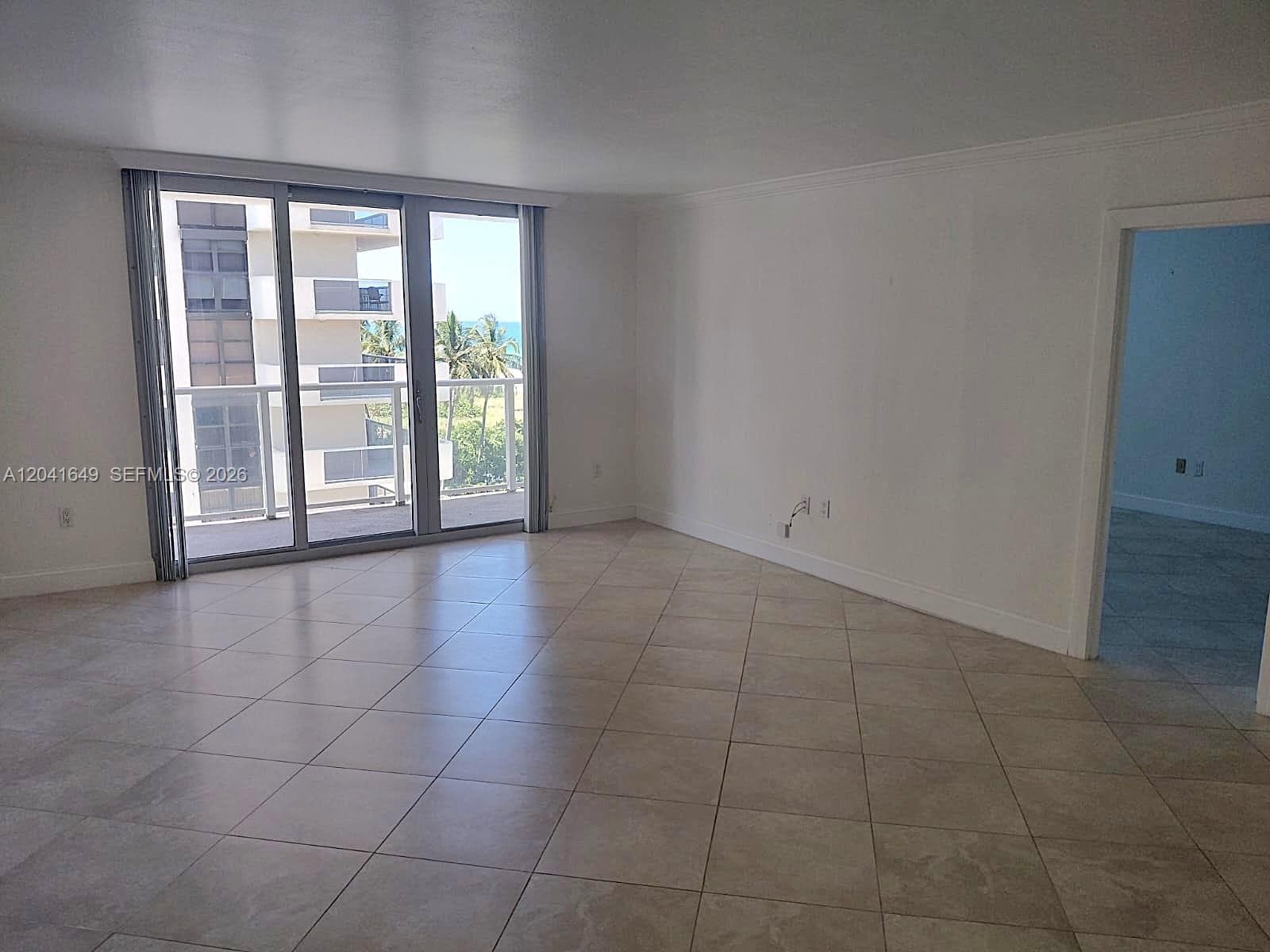 5701 Collins Ave 619 photo 5