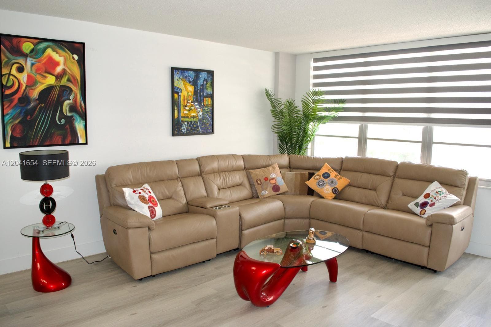 3725 S Ocean Dr 423 photo 3