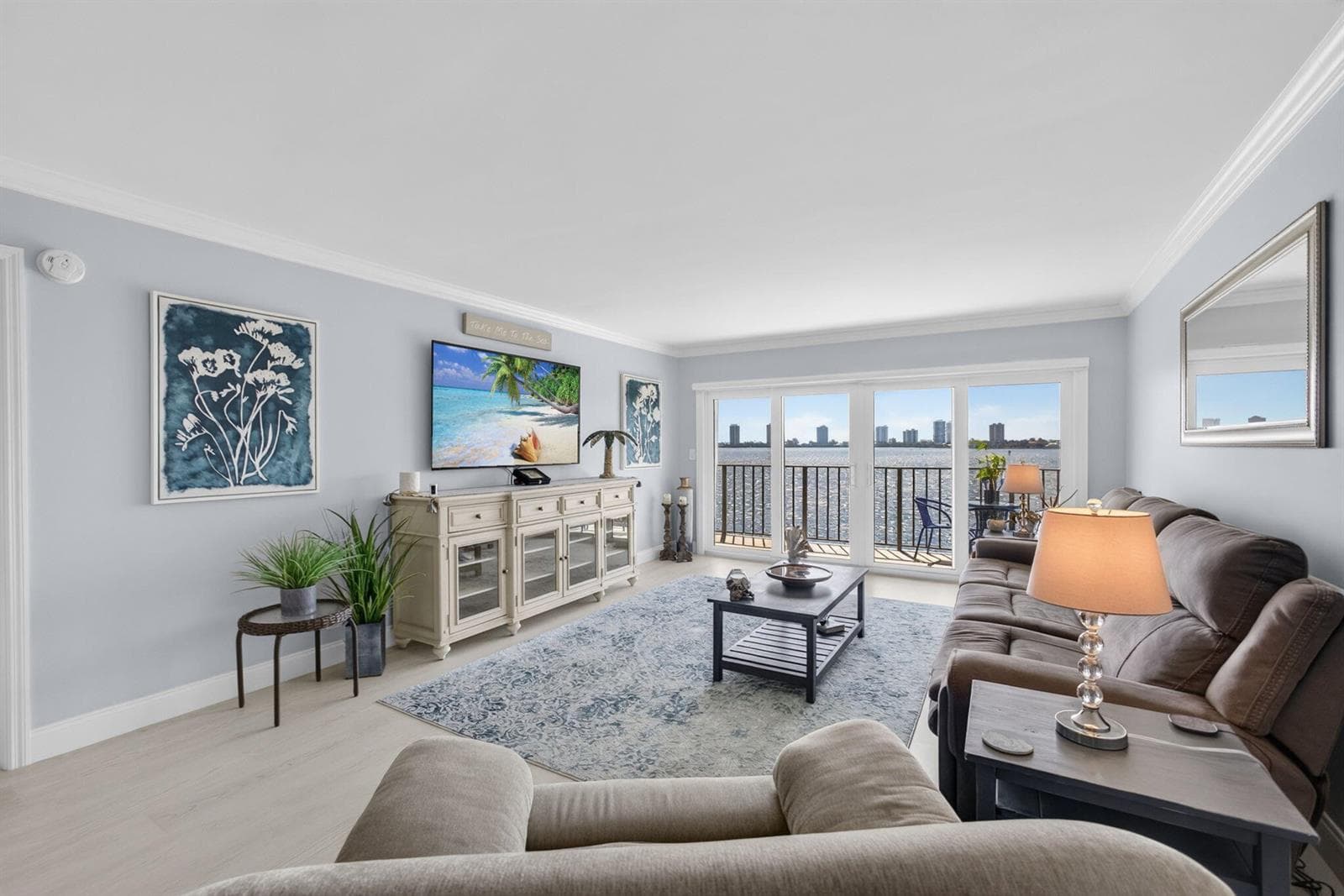 801 Lake Shore Drive 302 photo 6