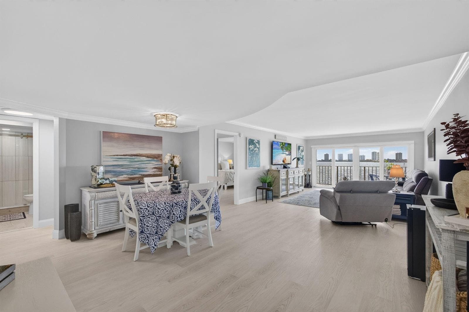 801 Lake Shore Drive 302 photo 11