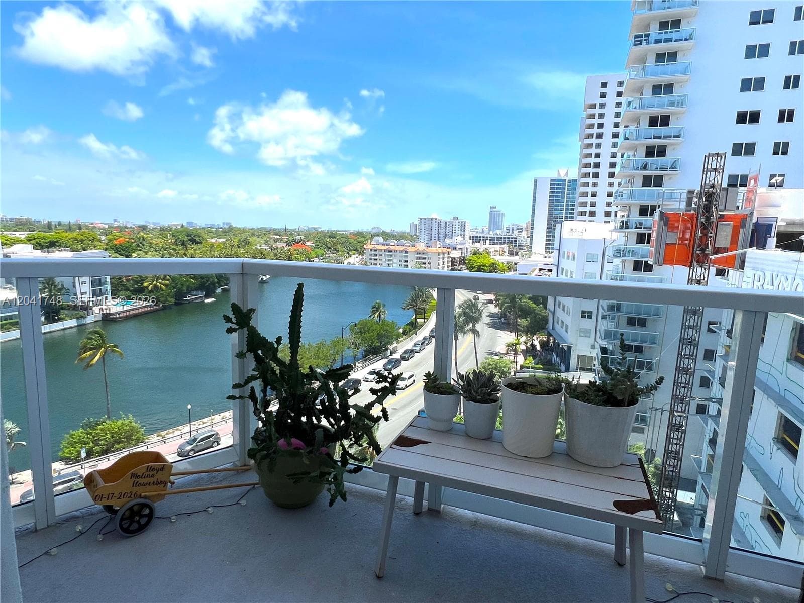 2401 Collins Ave 1009 photo 3