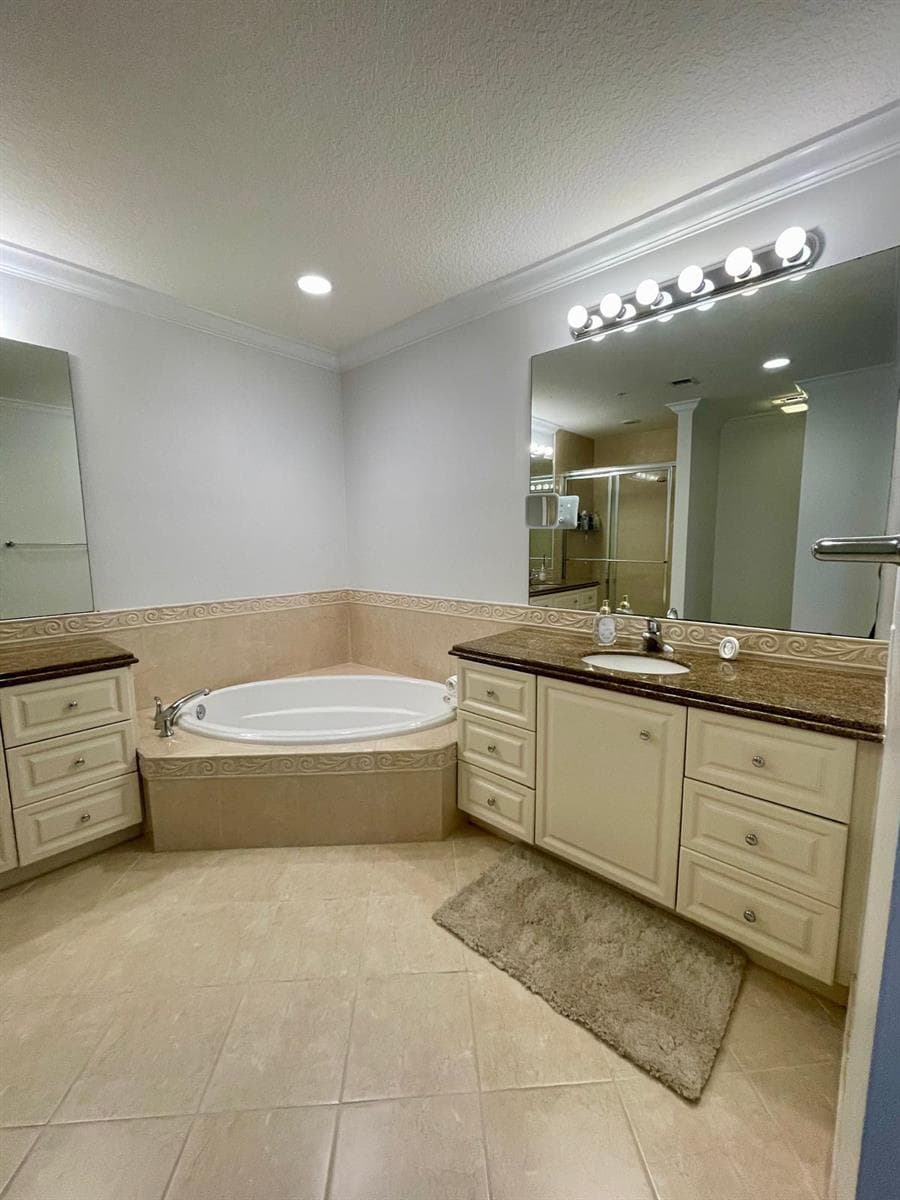 18 Harbour Isle Drive W 203 photo 18