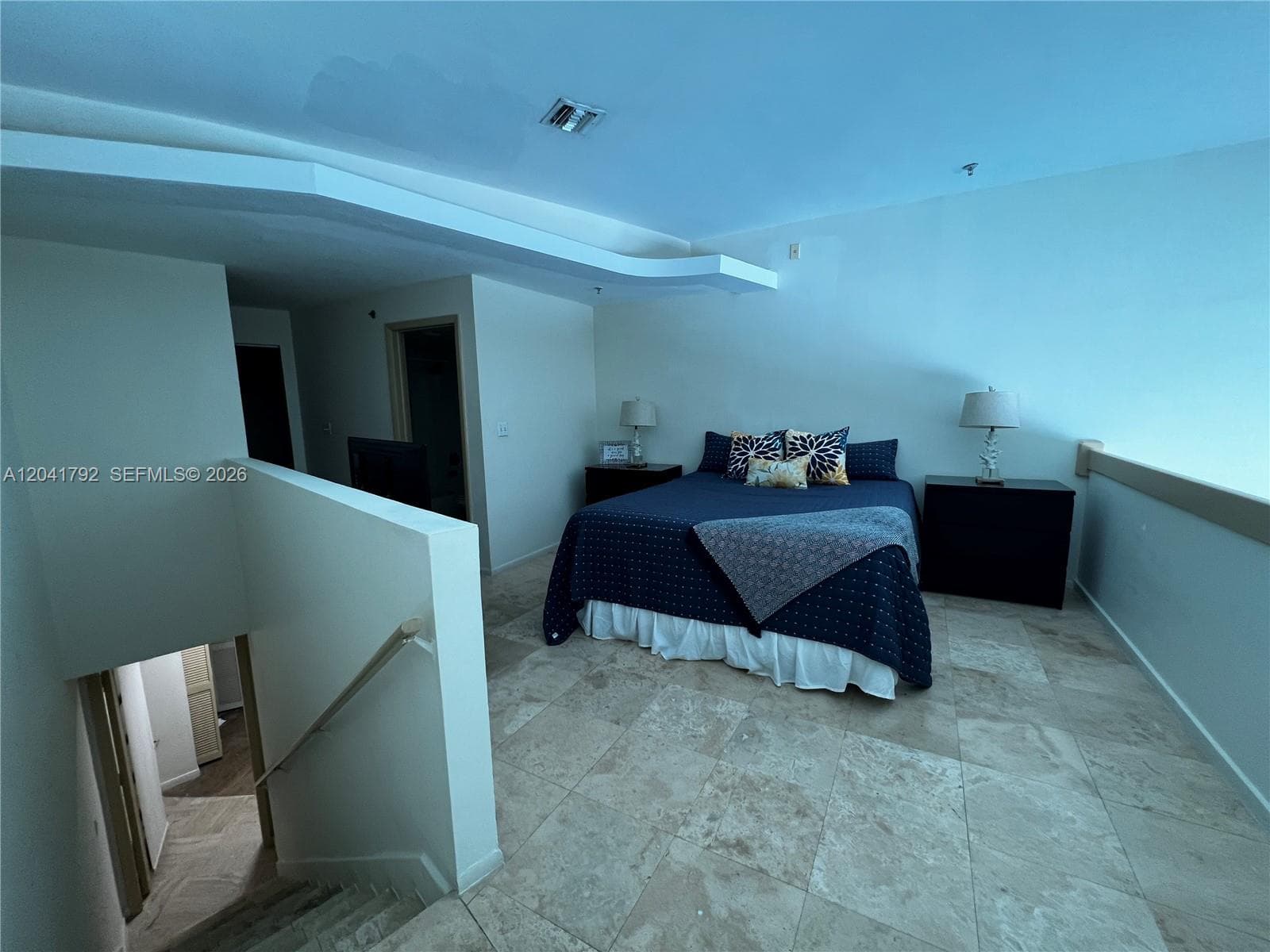 5445 Collins Ave L3 photo 14