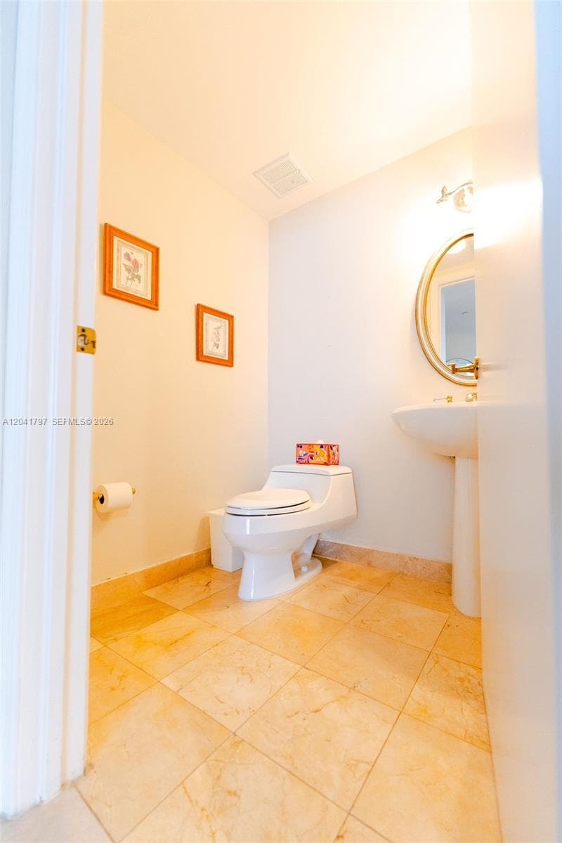 9595 Collins Ave N9-C photo 11