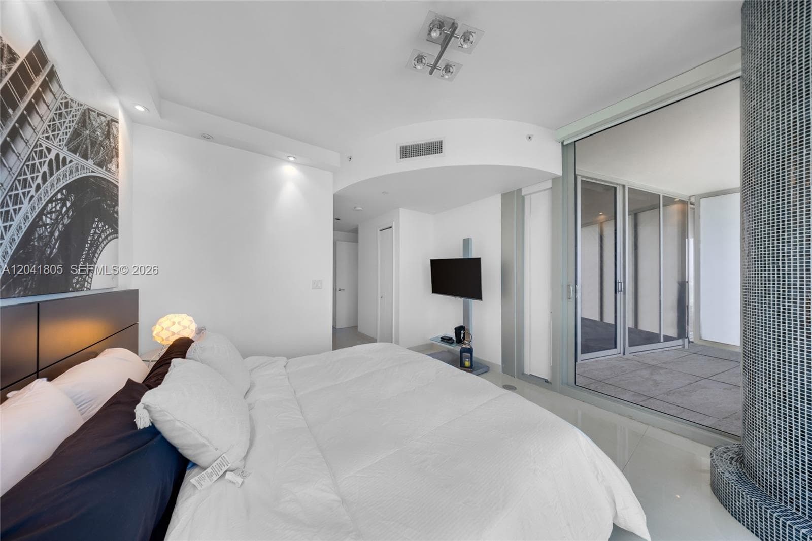 17121 Collins Ave 1406 photo 16