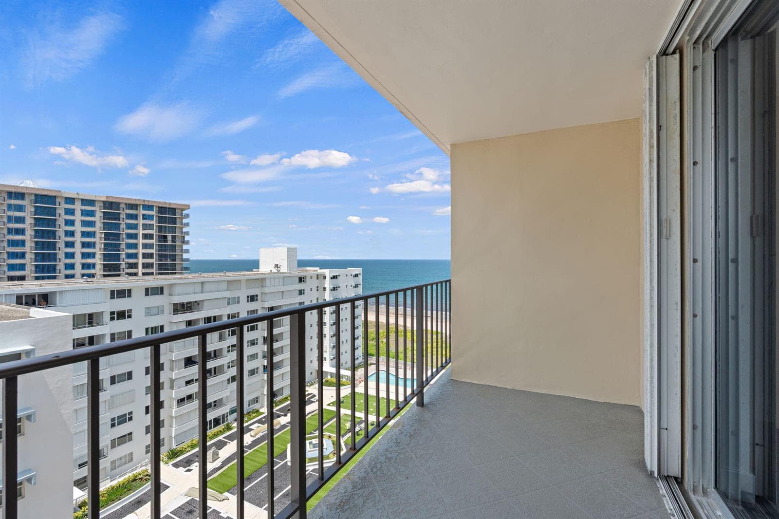 1900 S Ocean Boulevard 10j photo 3