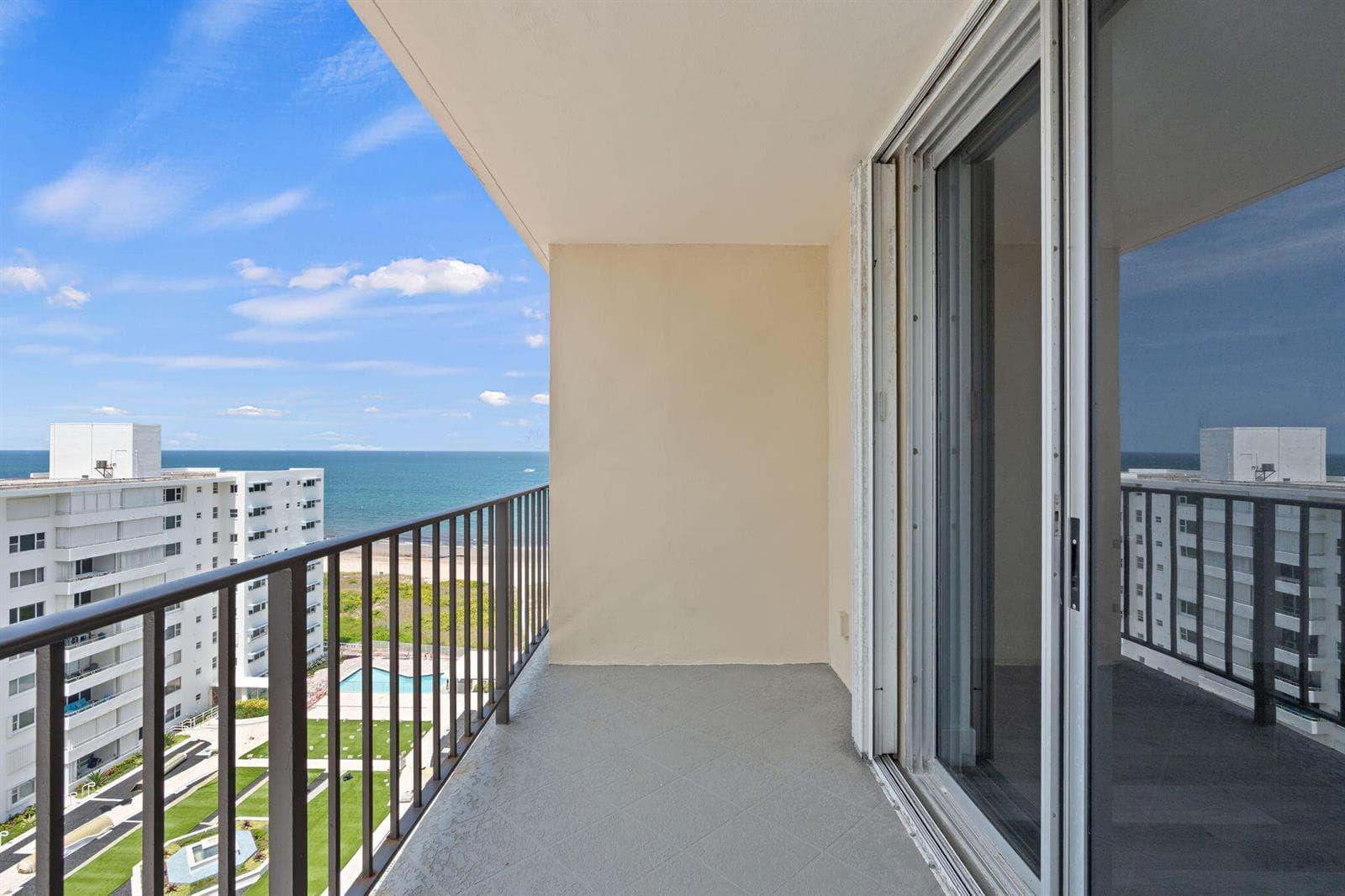 1900 S Ocean Boulevard 10j photo 15