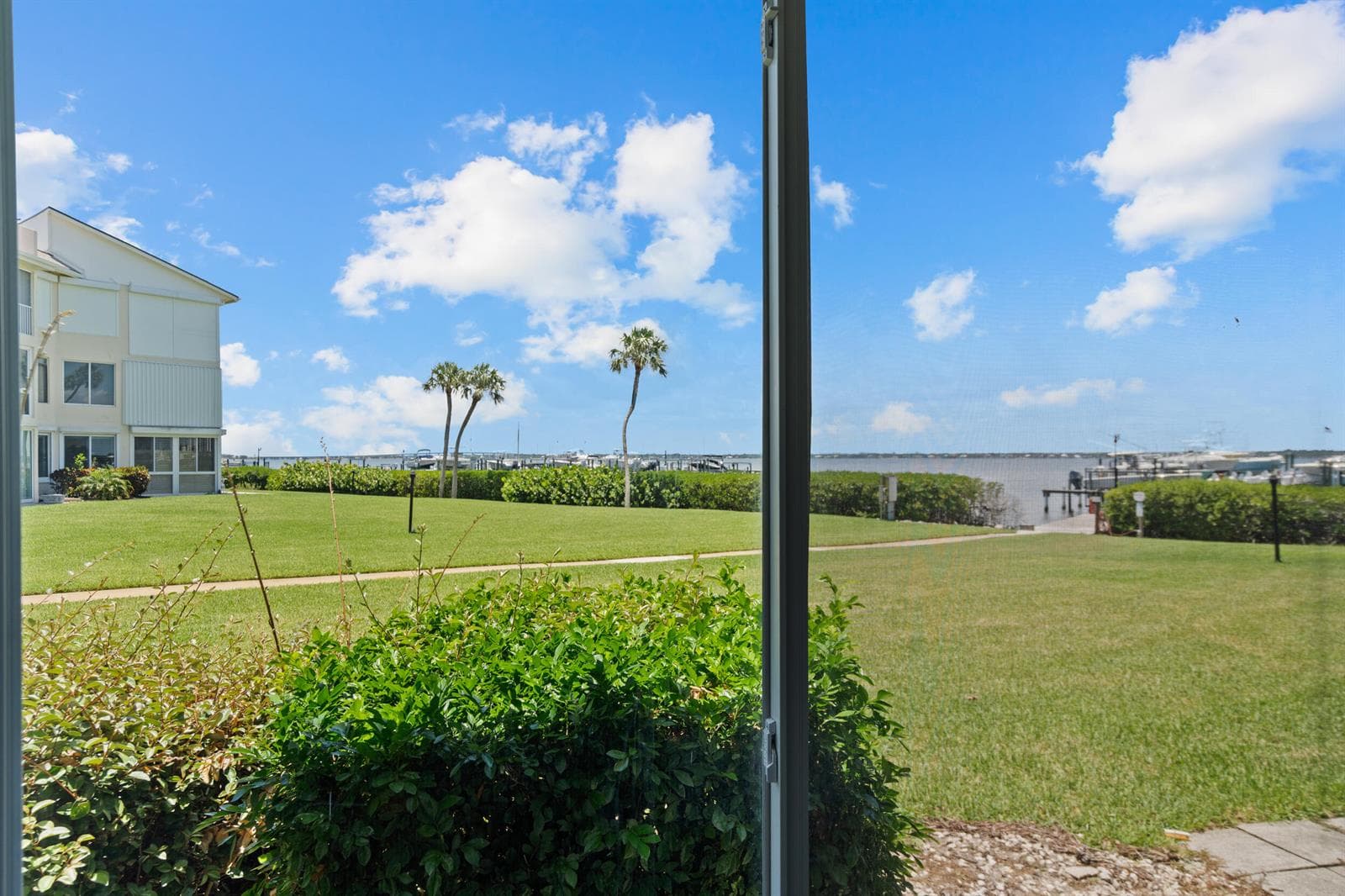 2370 NE Ocean Boulevard C-101 photo 17