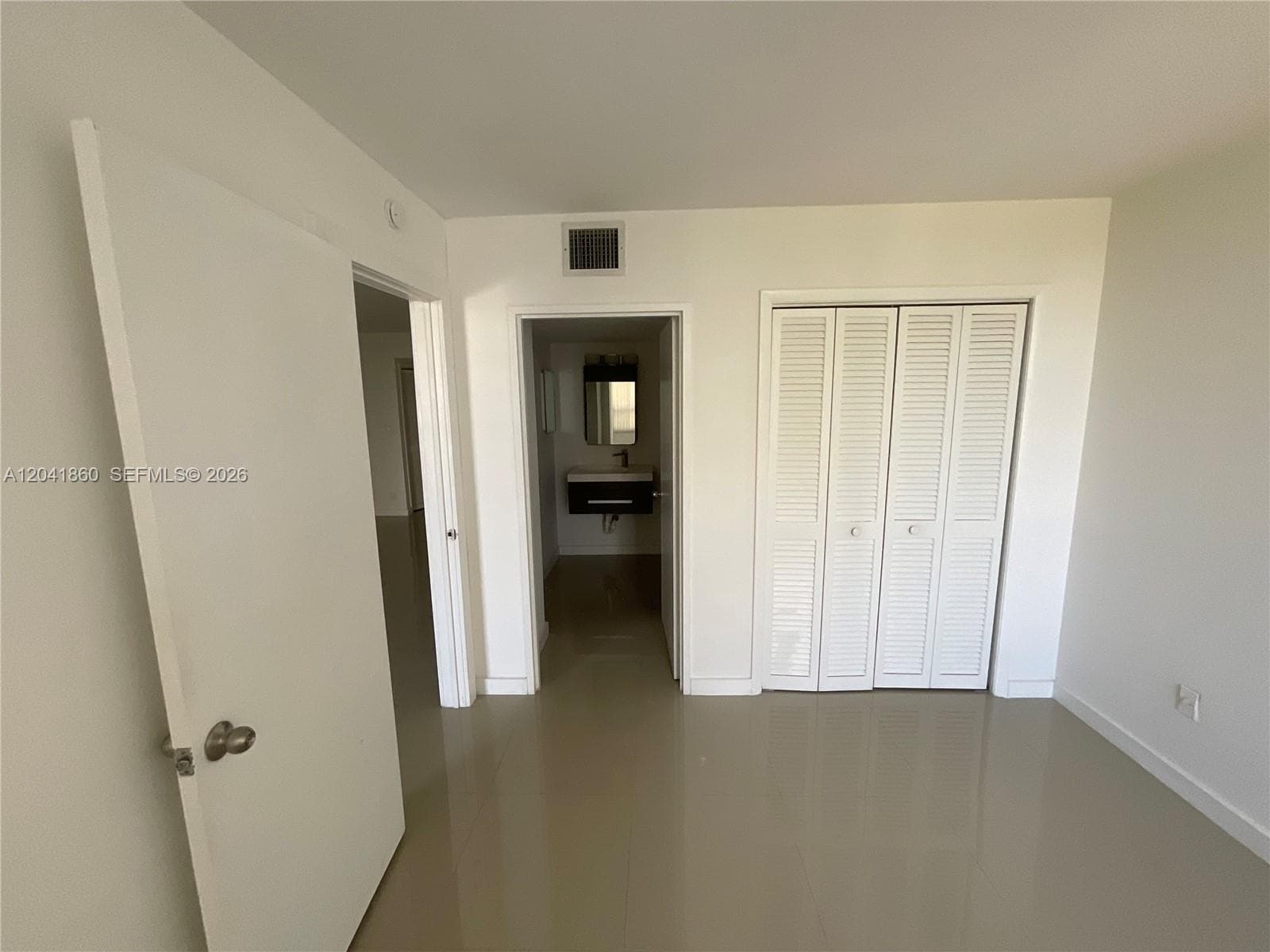 500 Three Islands Blvd 223 photo 16