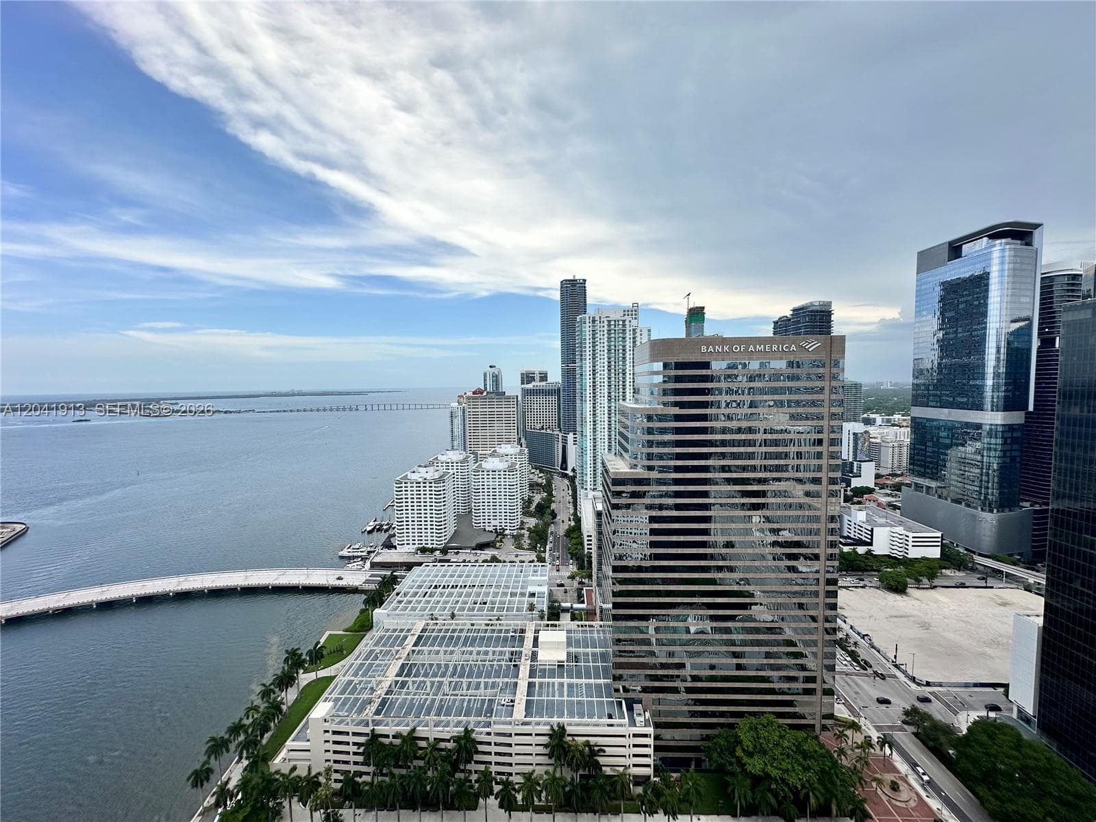 495 Brickell Ave 4011 photo 2