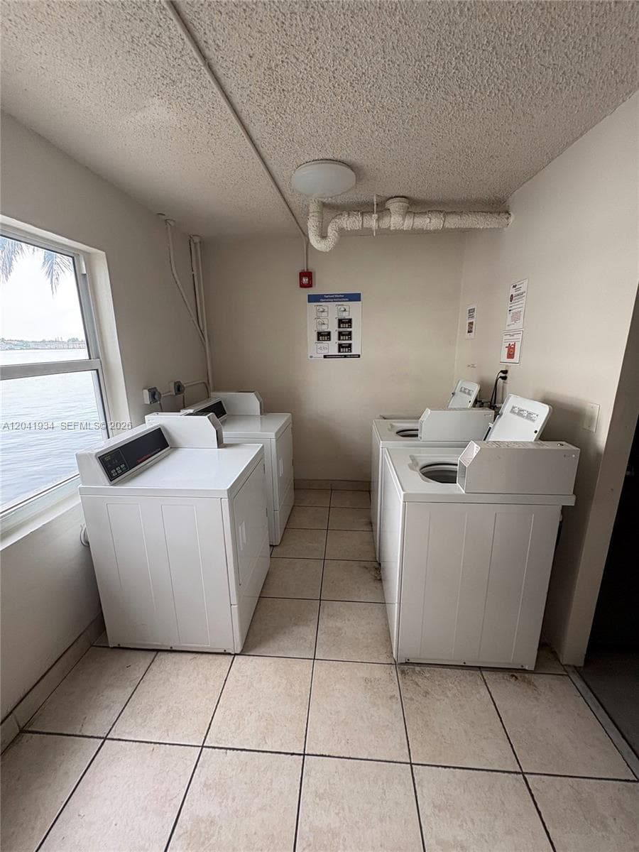 1075 NE Miami Gardens Dr 211 photo 17