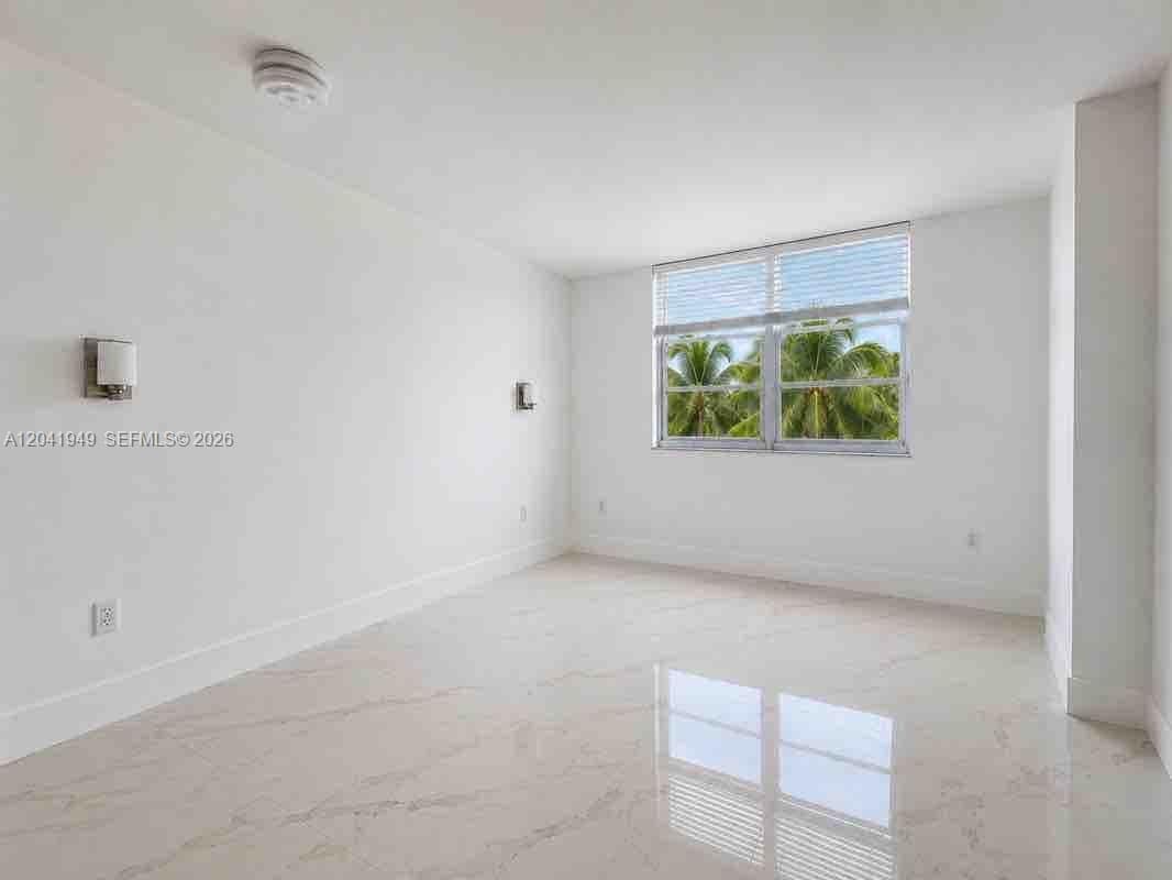 500 Bayview Dr 232 photo 8