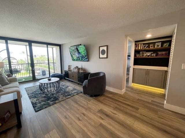 17 Royal Palm Way 302 photo 23