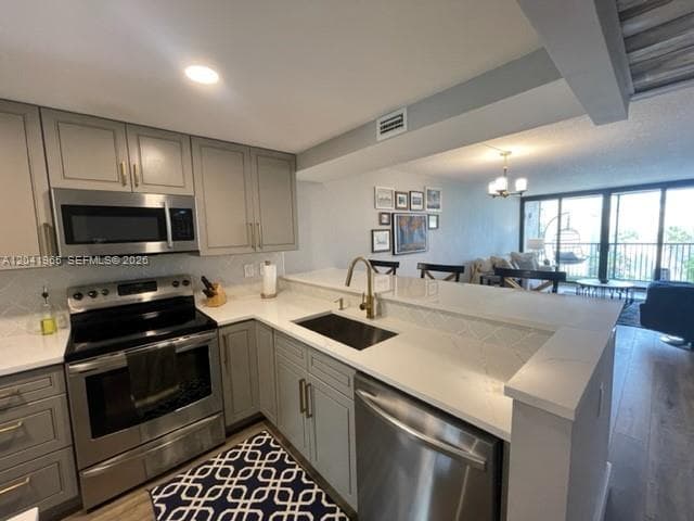 17 Royal Palm Way 302 photo 14