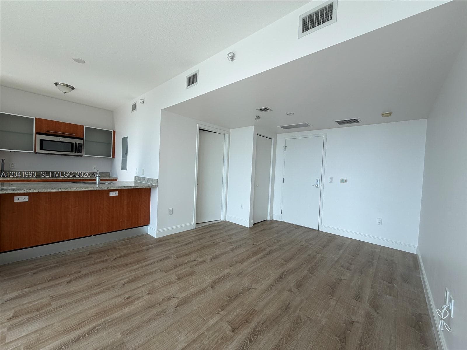 185 SW 7th St 3200 photo 3